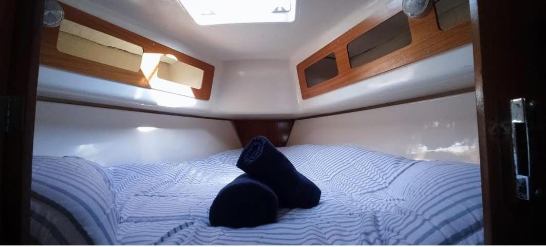Precioso Barco A 25 Min De
