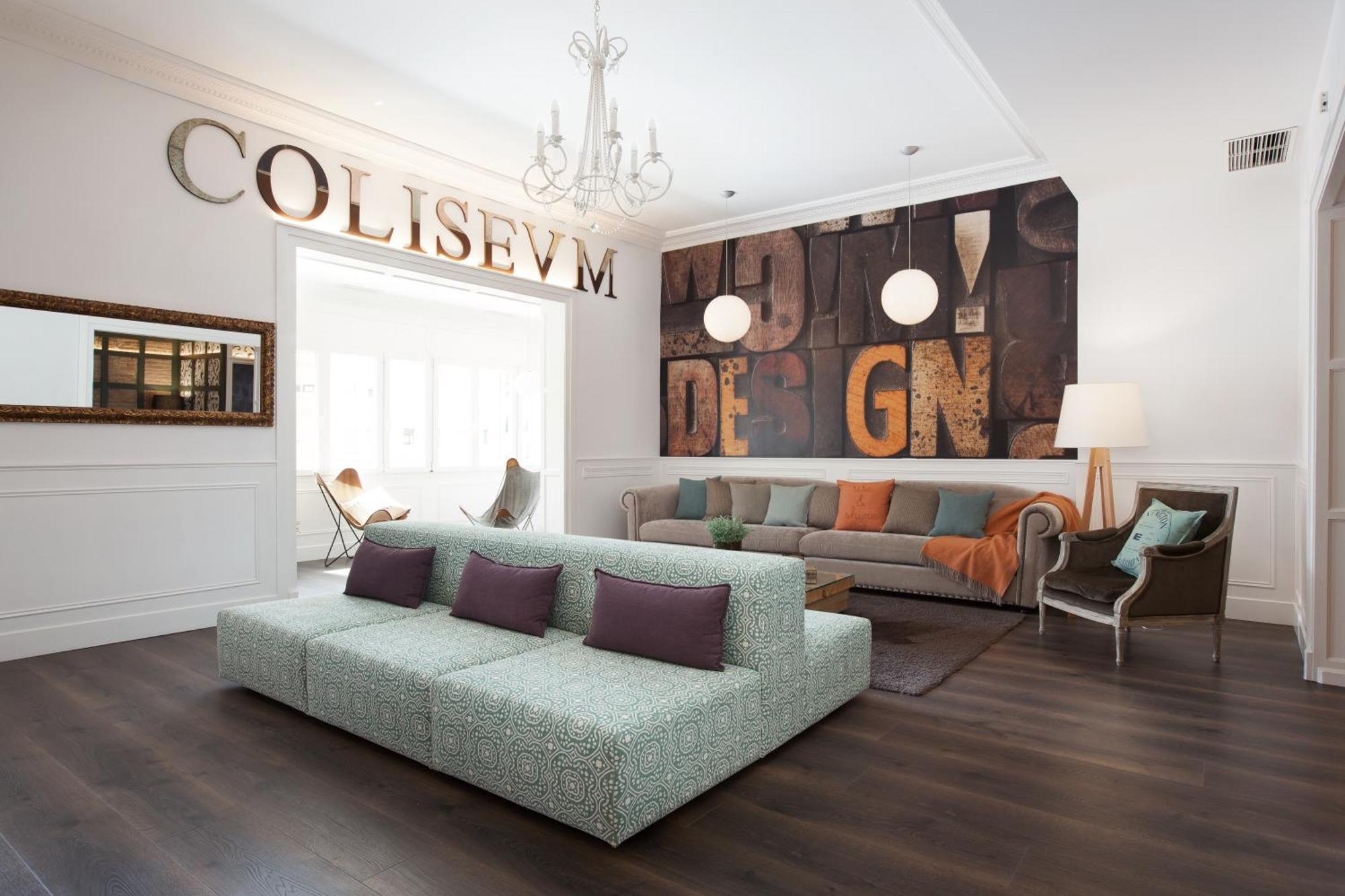 Enjoybcn Coliseum Apartment *