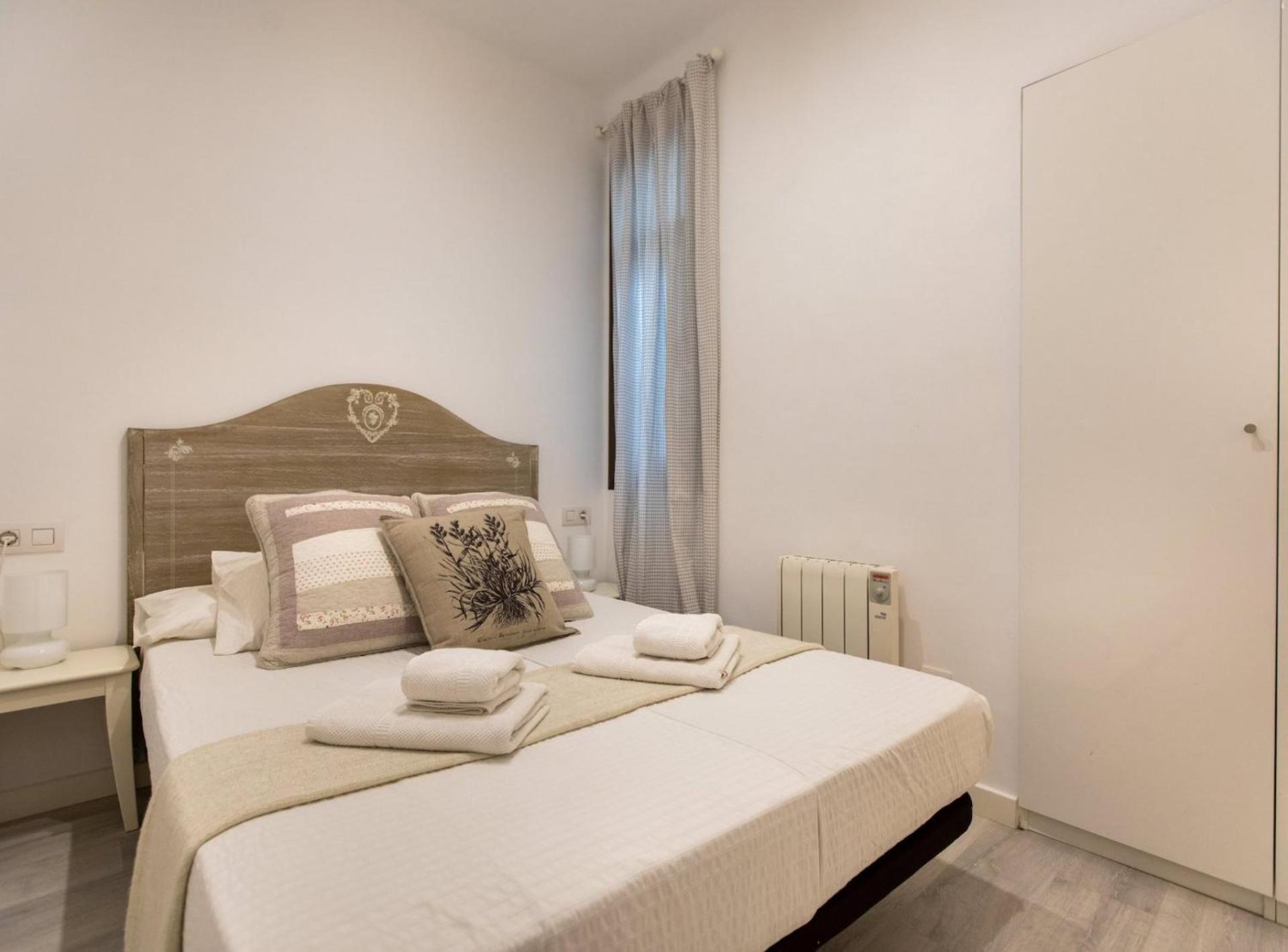 Pere Serafi 2 Bedroom Apartment *