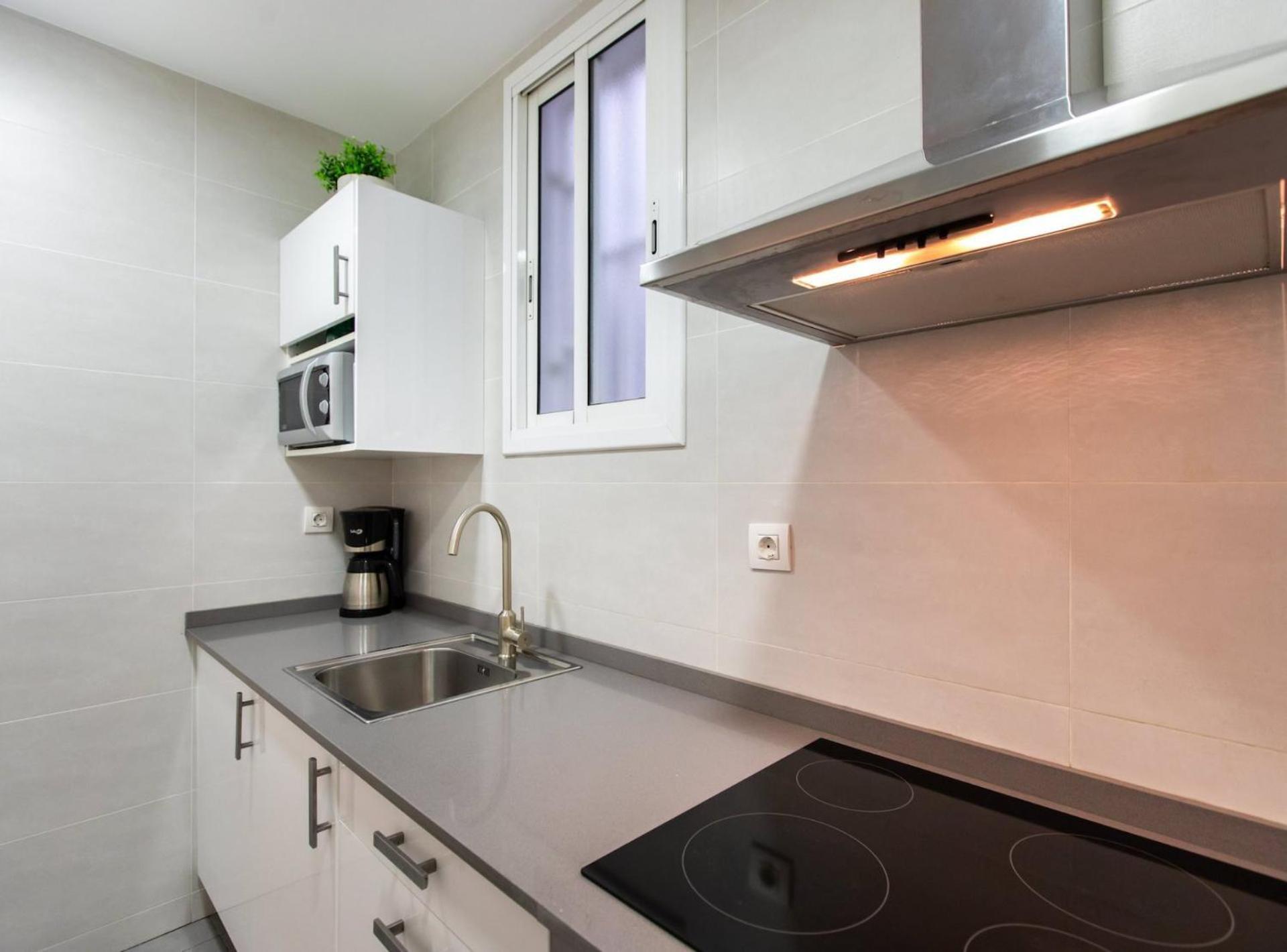 Apartment Pere Serafi 2 Bedroom Barcelona