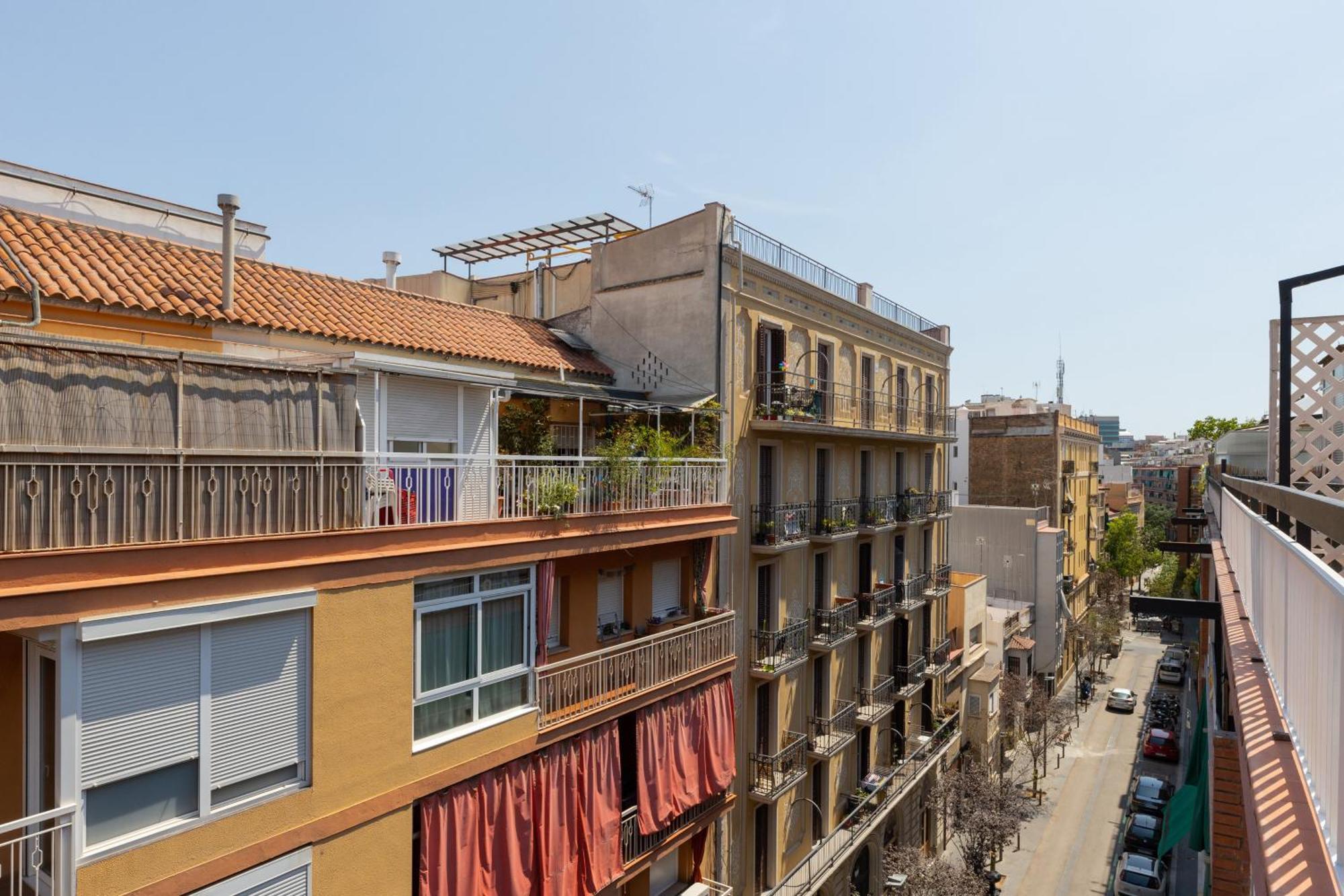 Aparteasy - Atic Sants Apartamento