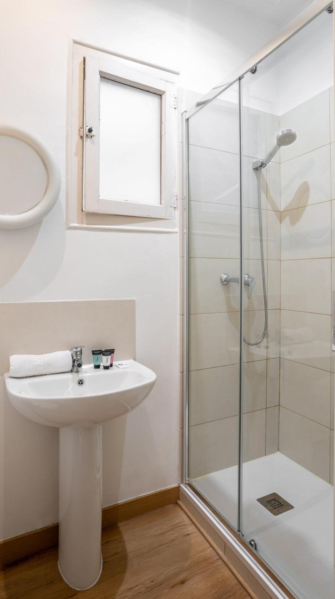 Paseo St Joan Classic 4bd For 10 Guests Apartment Barcelona