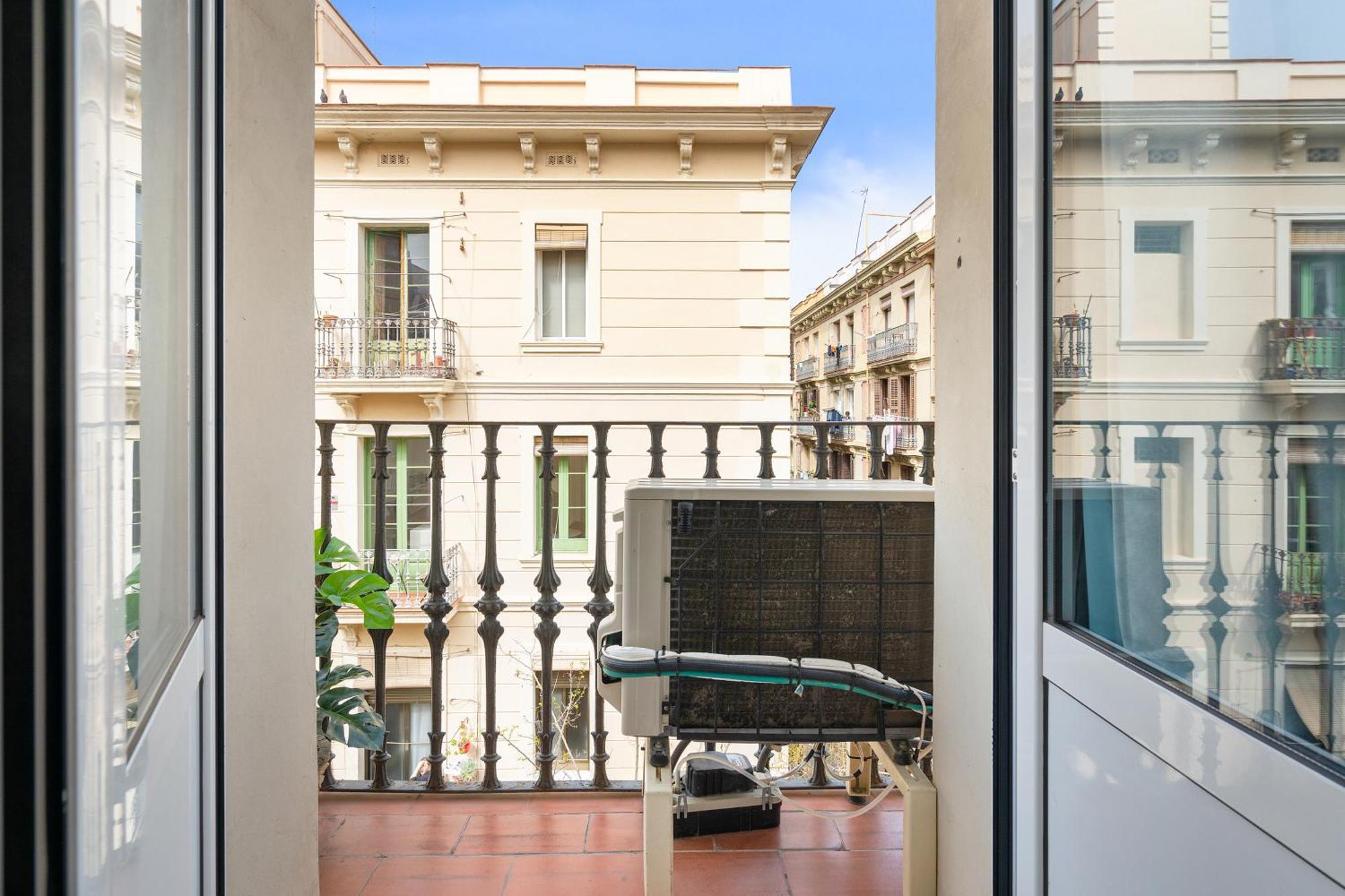 Barceloneta 31 *
