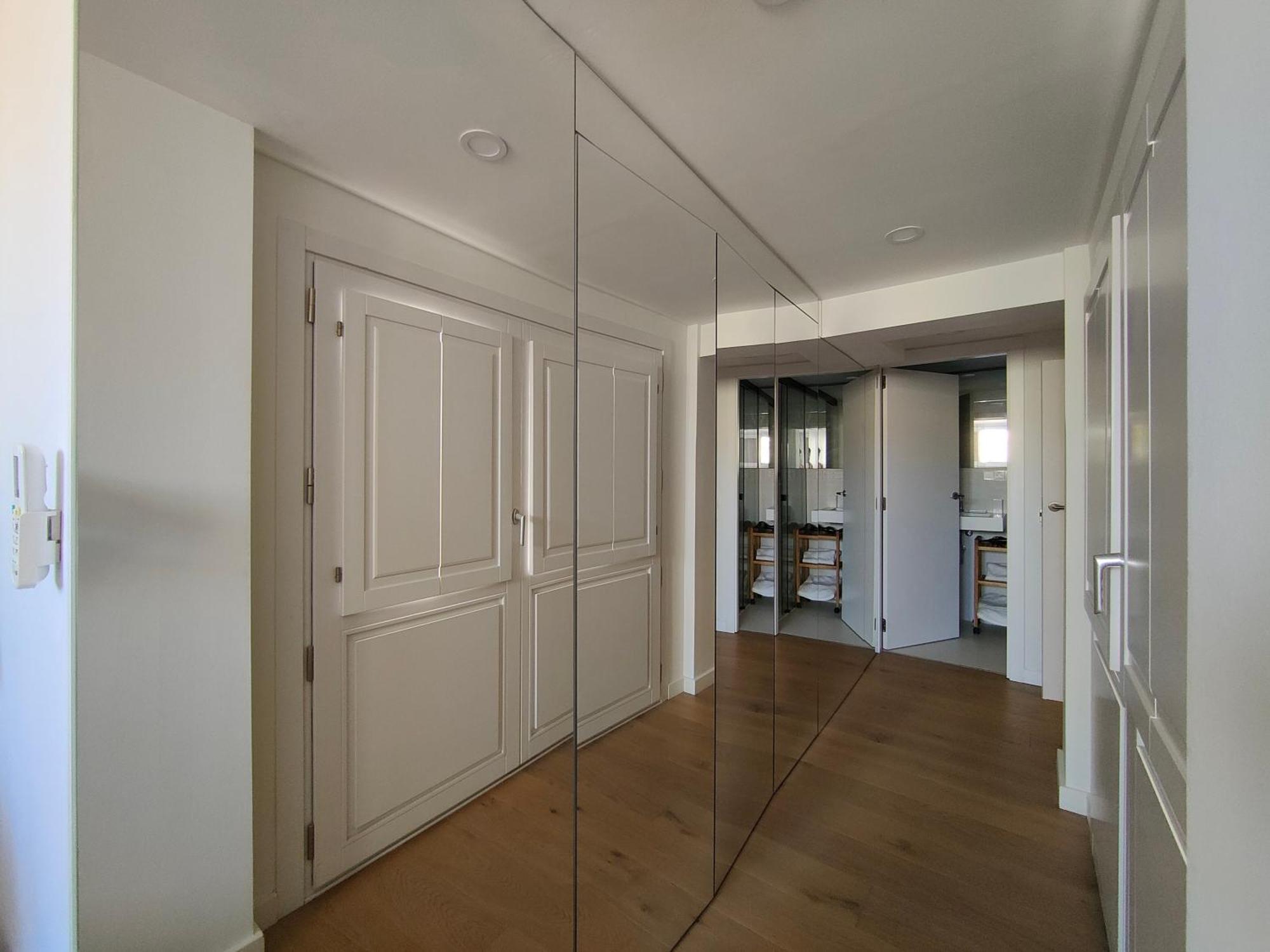 Luxury 2br&2washrooms City Center