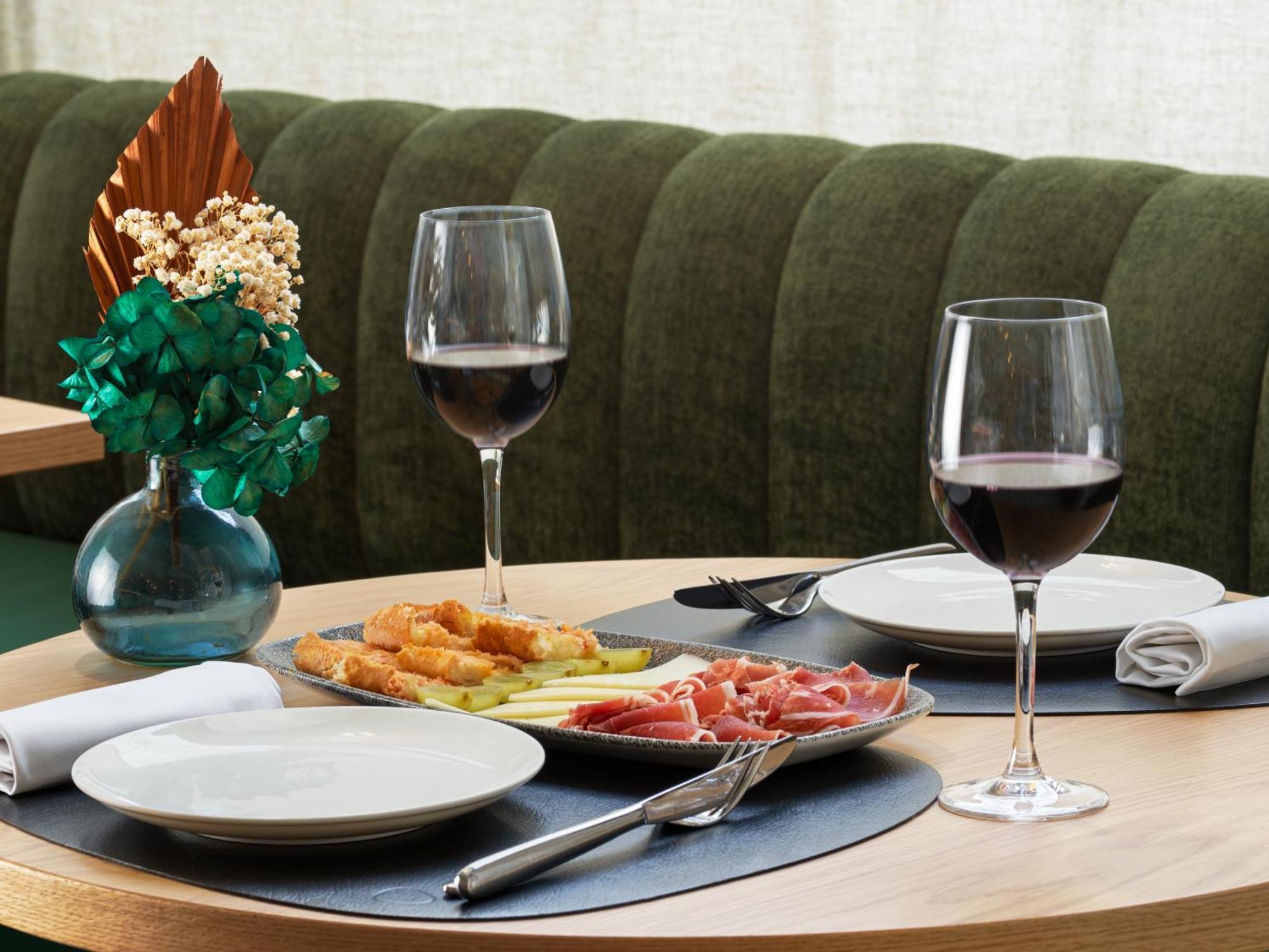 H10 Casanova 4* Barcelona