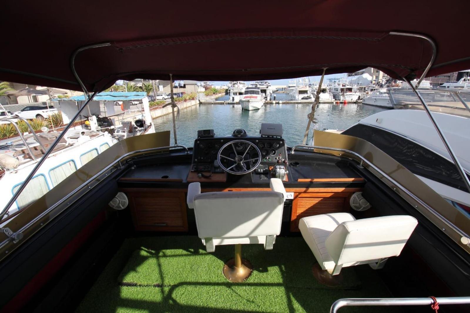 Black Diamond Hotel en barco