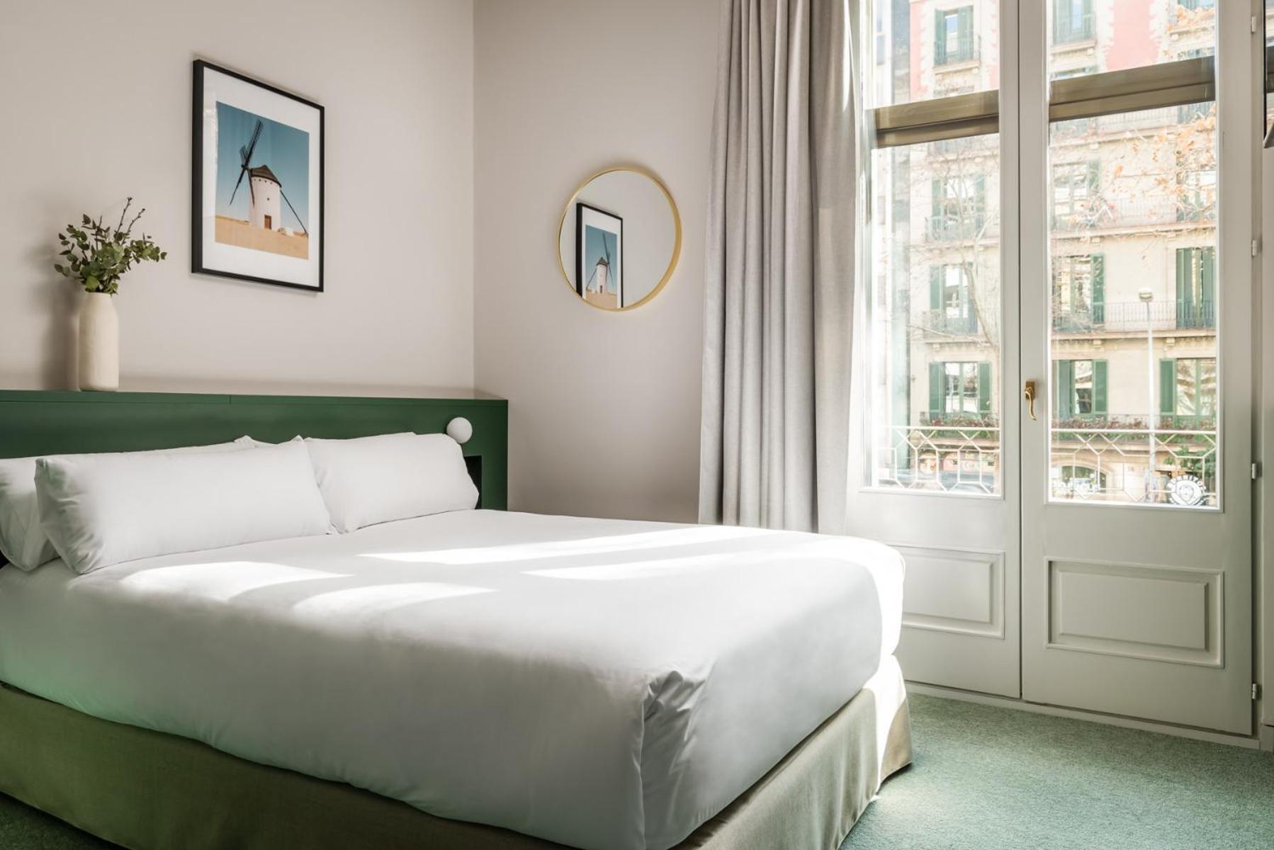 Hotel Bypillow Mothern Barcelona