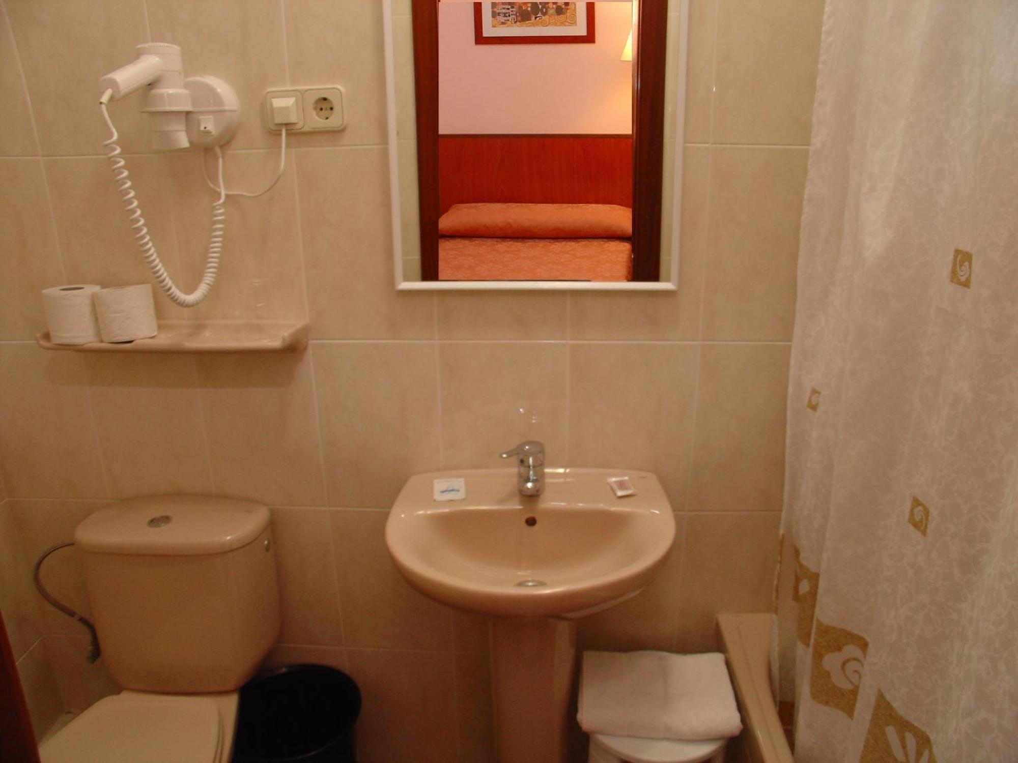 Hotel Cuatro Naciones