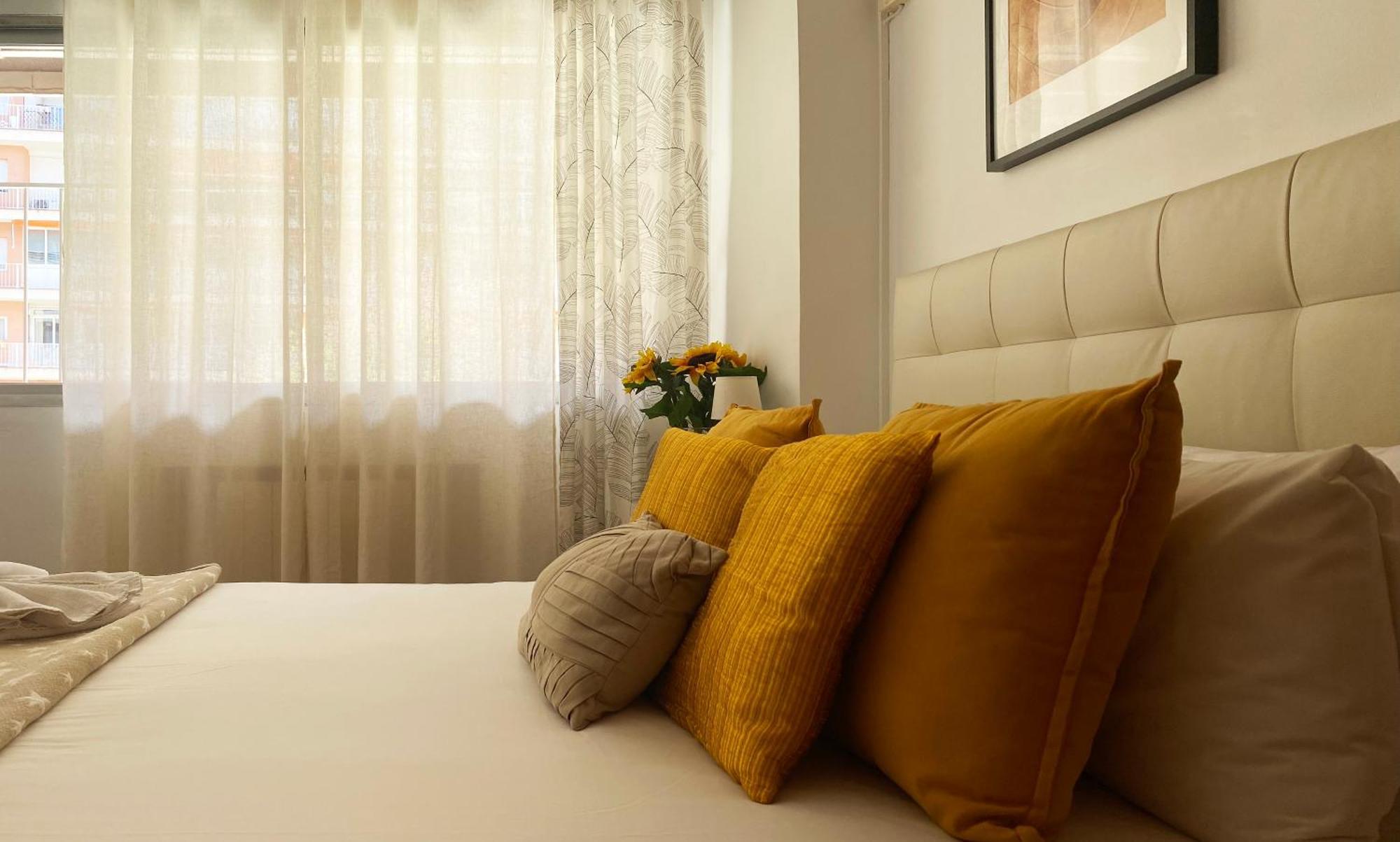 Apartamento Comfortable Apartment, 3 Bedrooms With Ac Camp Nou Barcelona