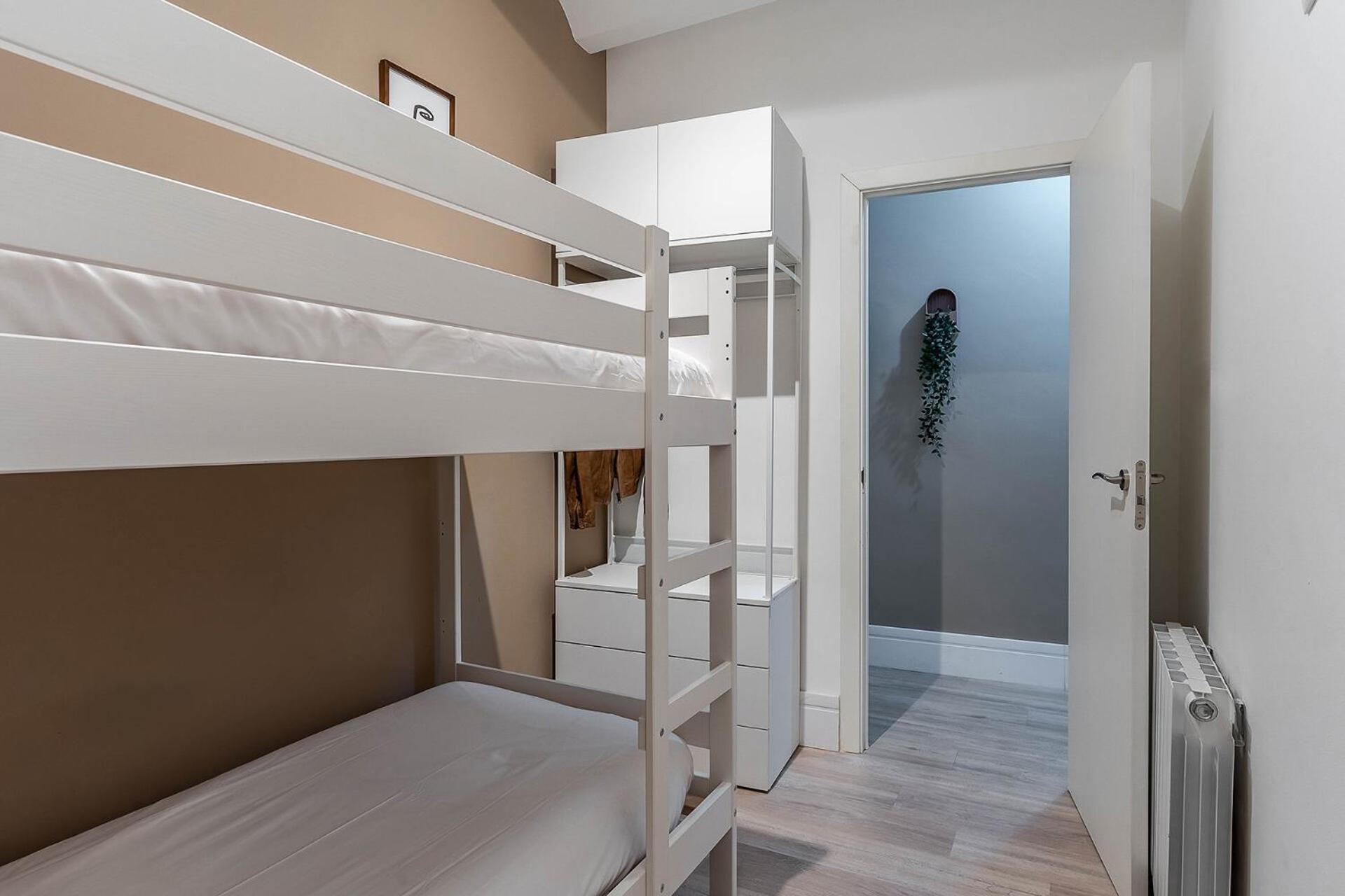 Apartamento 4212 - Ab Poble Sec *