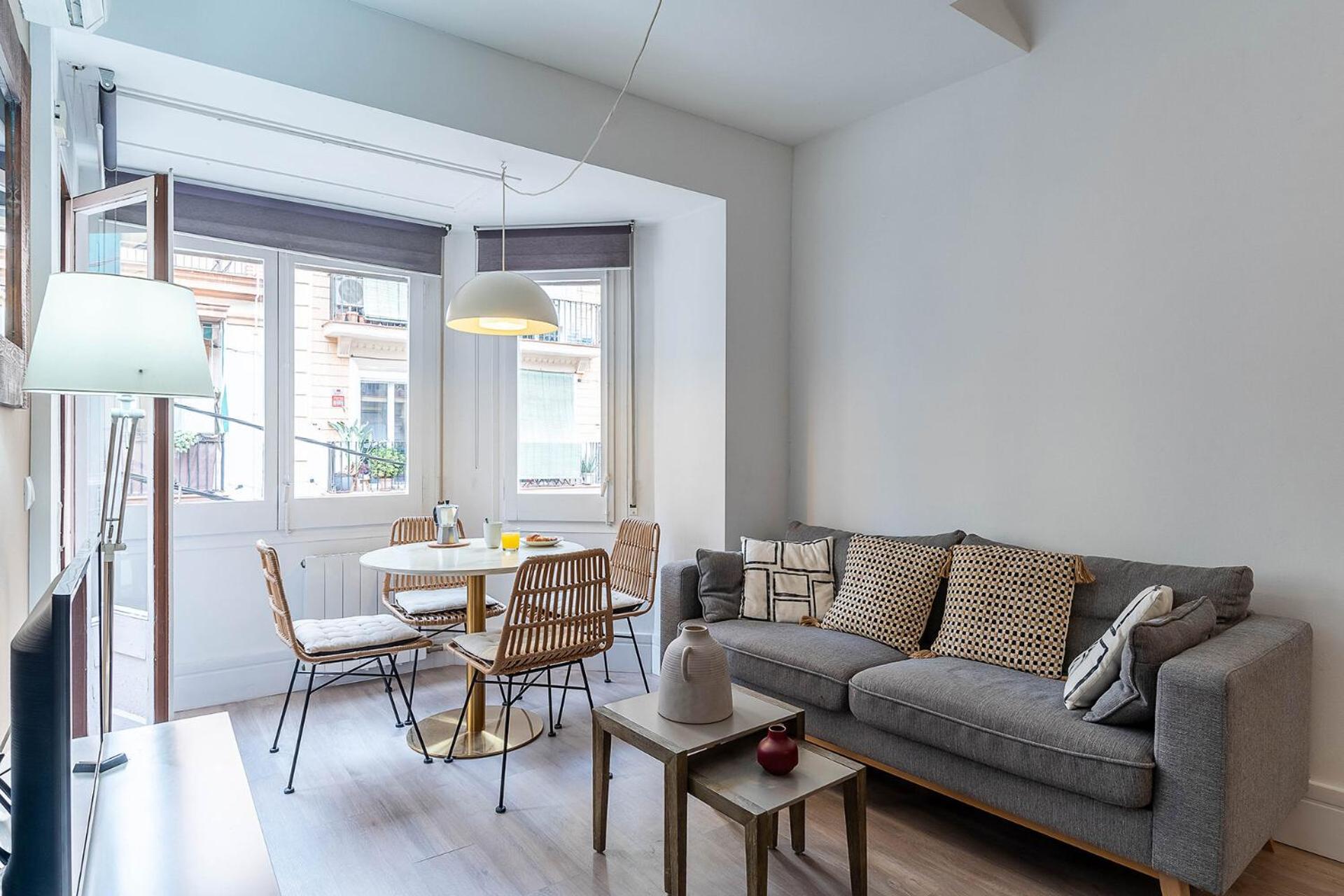 Apartamento 4212 - Ab Poble Sec *