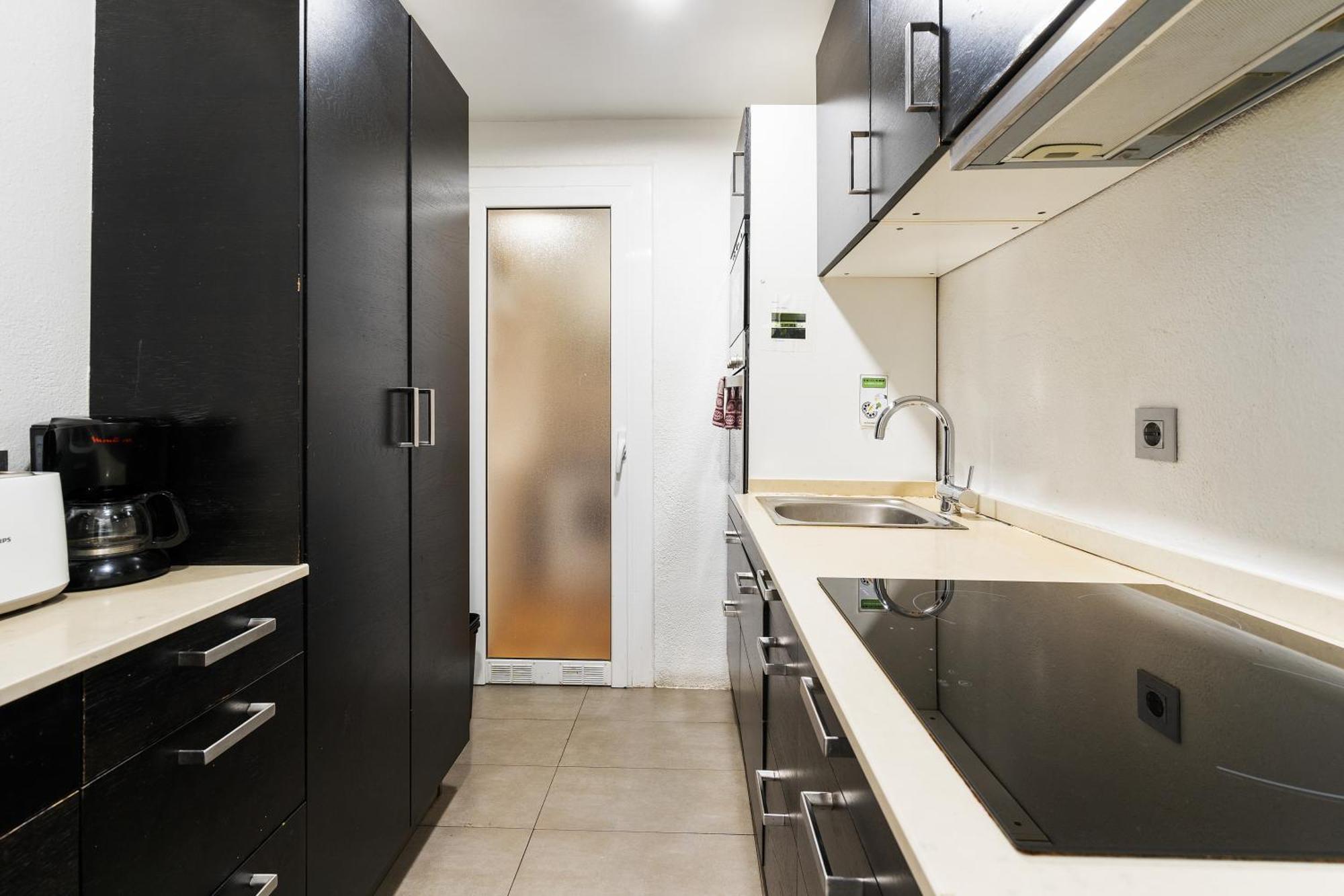 Eixample Ac, Sunlit Balcony & Prime Location Apartamento Barcelona