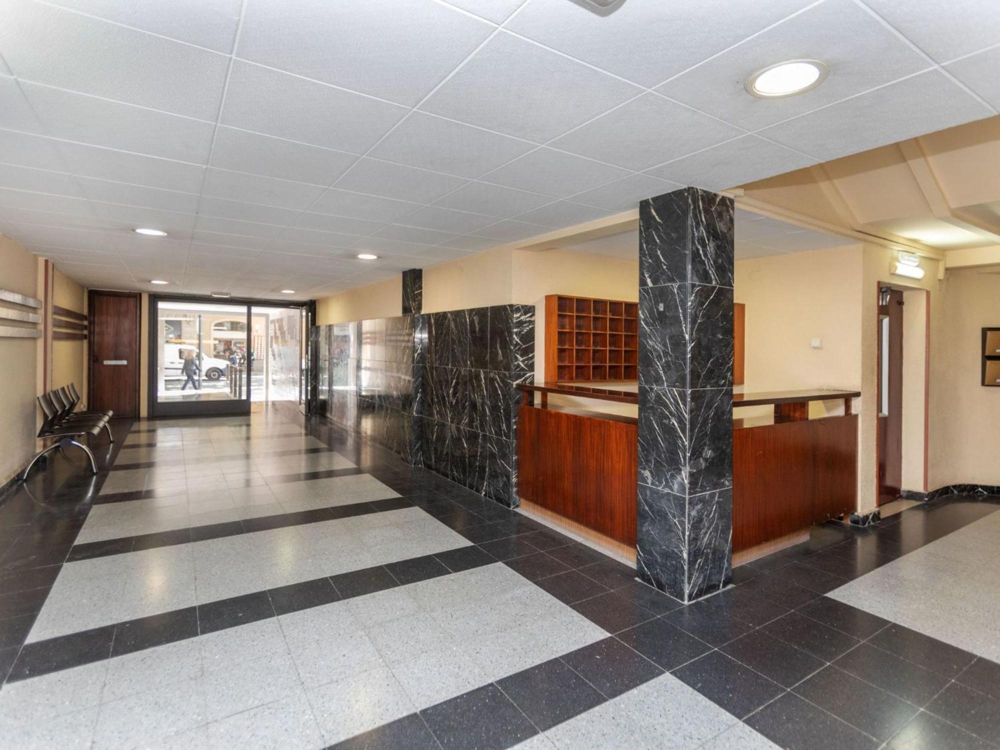 Eixample Esq Rocafort Diputacio By Interhome Apartamento Barcelona