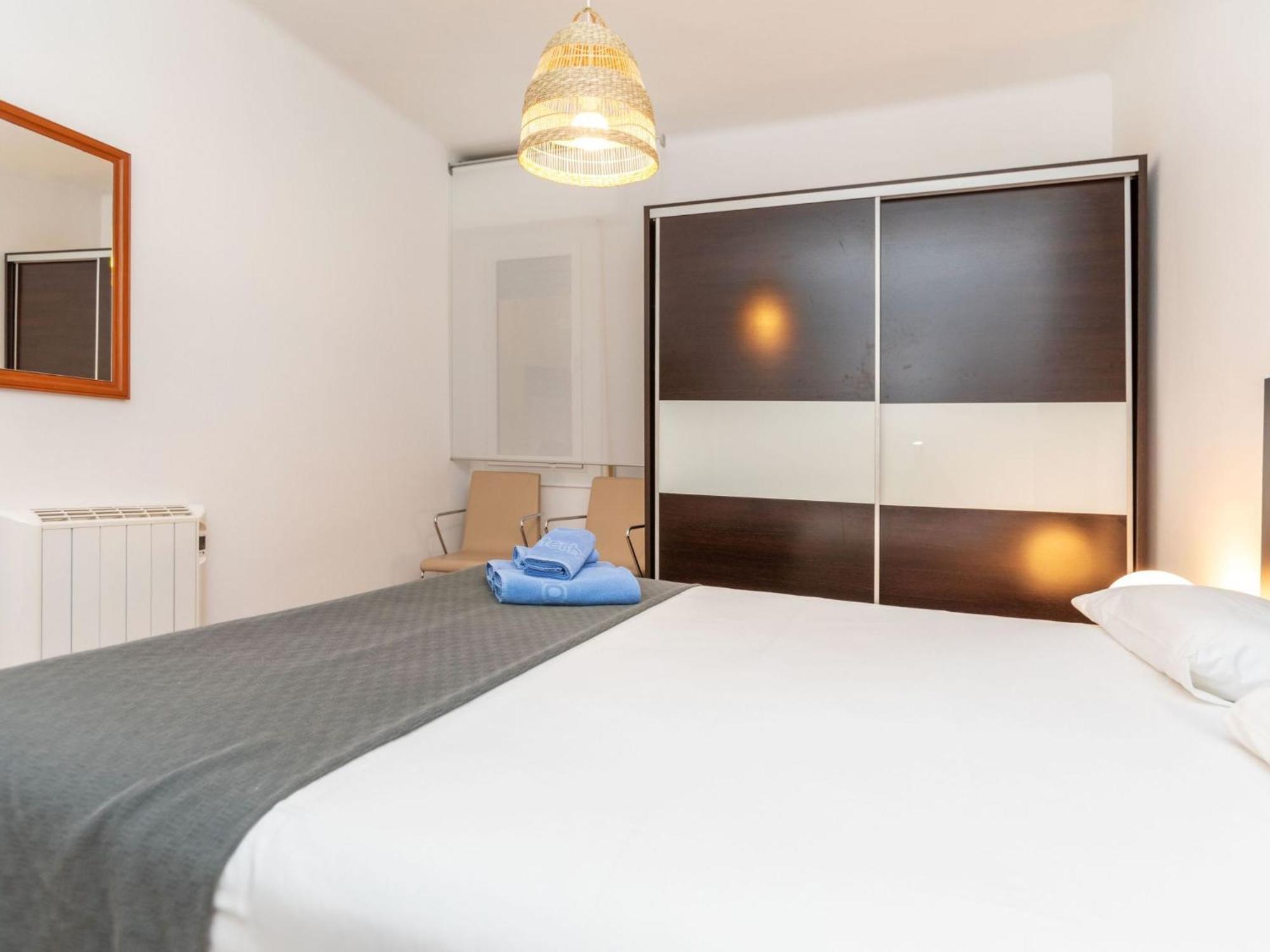 Eixample Esq Rocafort Diputacio By Interhome Apartamento