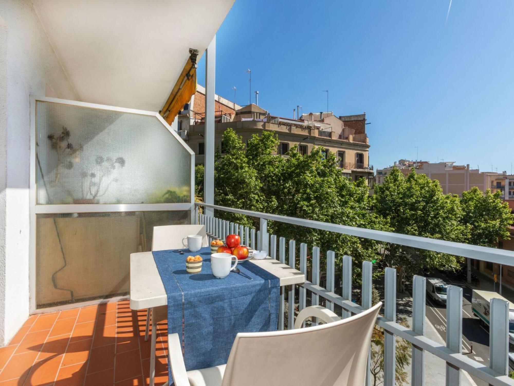 Eixample Esq Rocafort Diputacio By Interhome