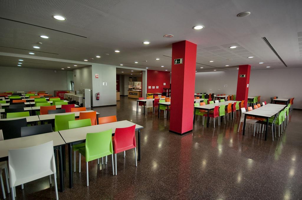 Agora Bcn. Residencia Universitaria Internacional * Barcelona