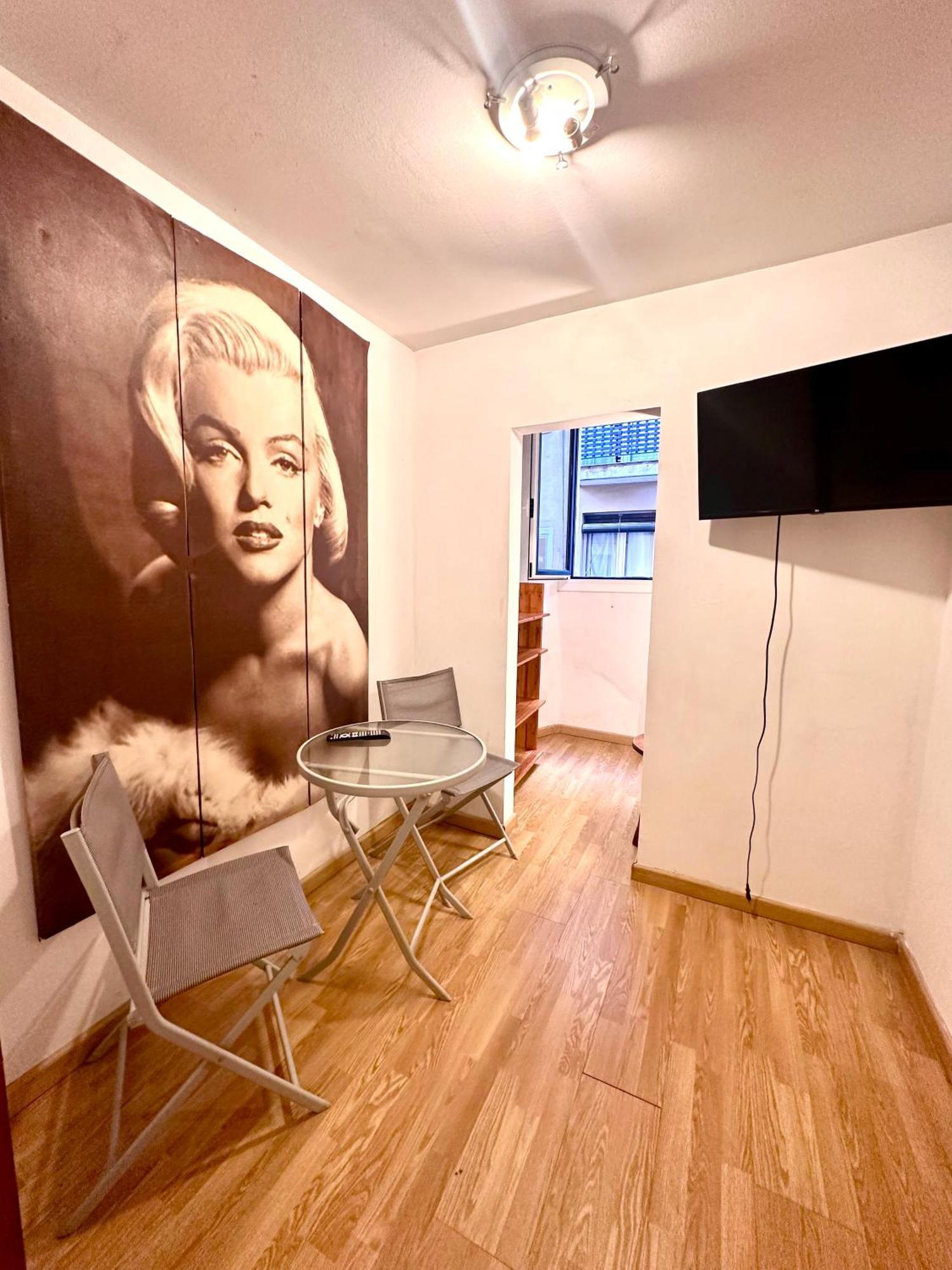 Private In City Center Barcelona