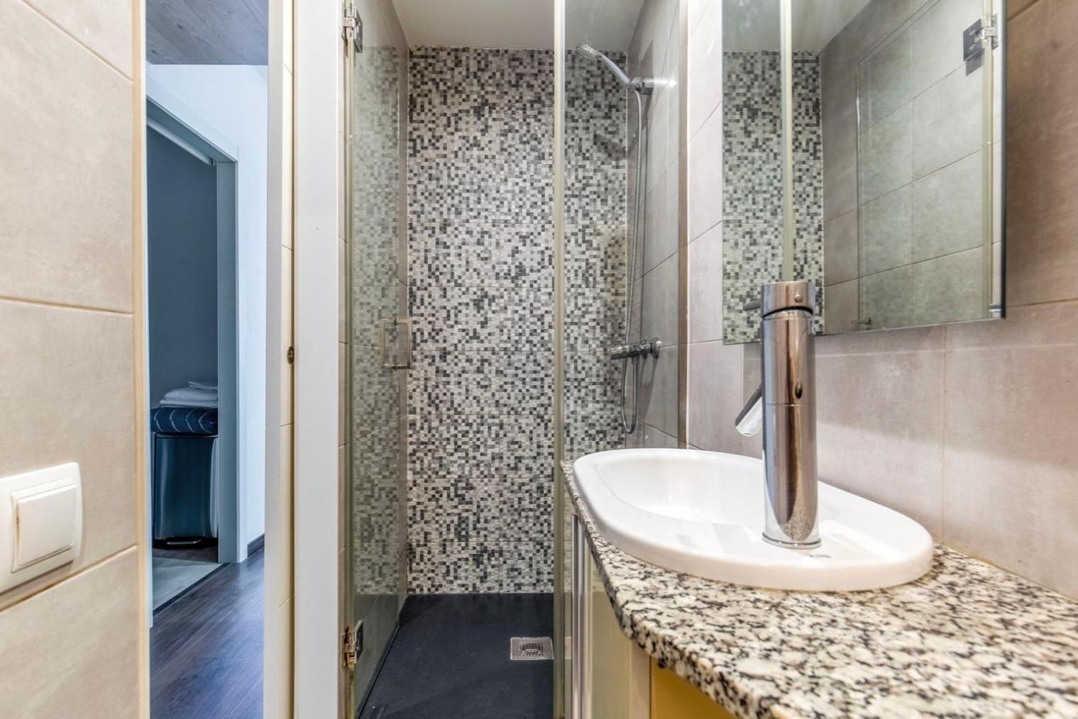 Blueground La Dreta De Leixample Balcony Bcn-130 Apartamento Barcelona