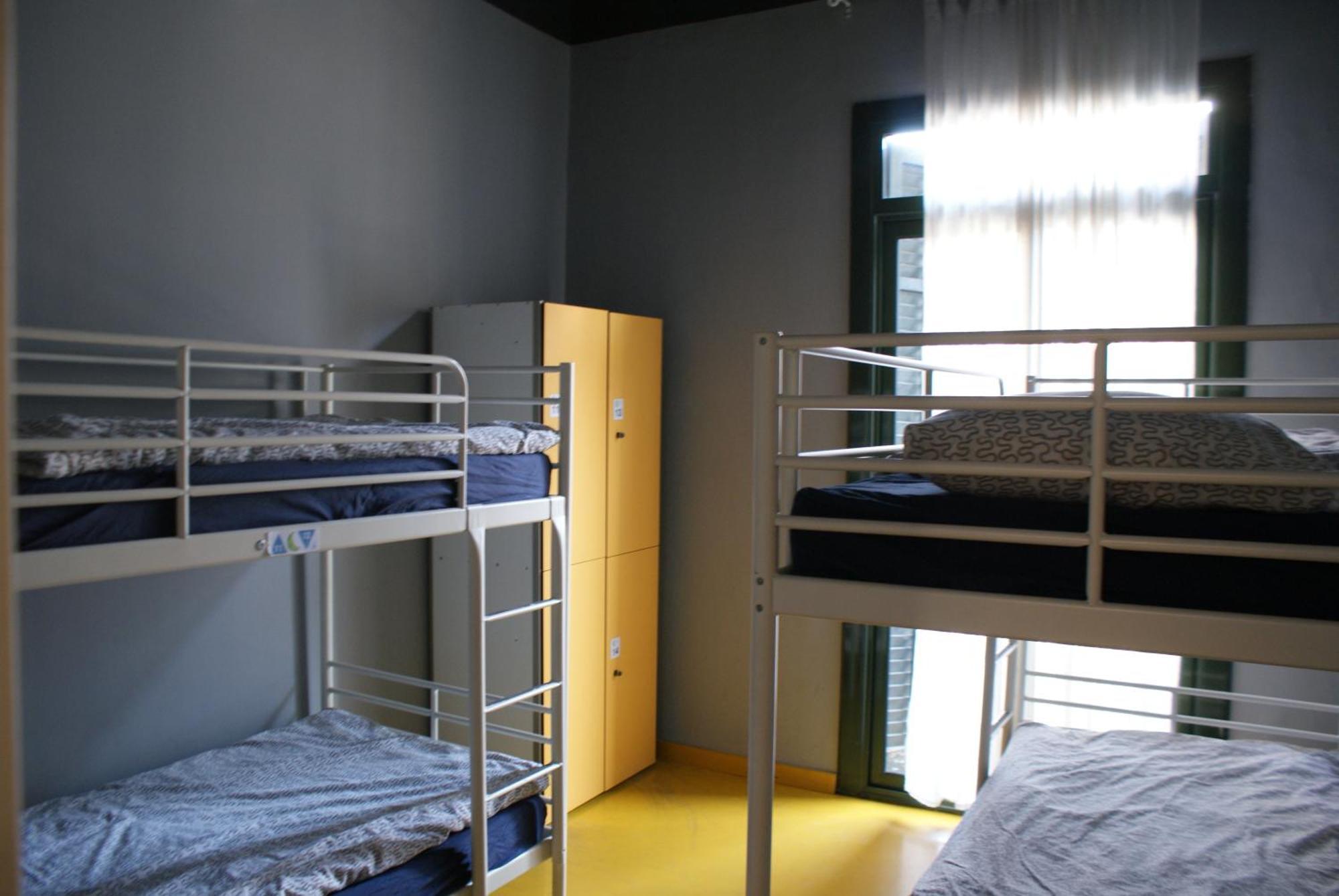 Sleep - Certified Eco Youth Hostal *