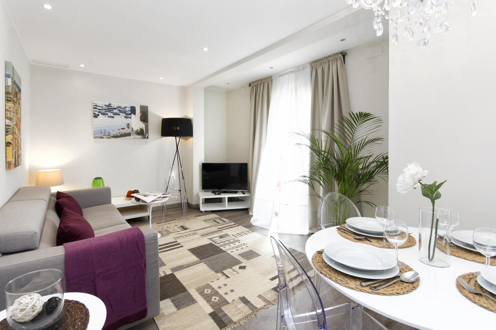 Apartment Eixample Building By Mercedes Heritage