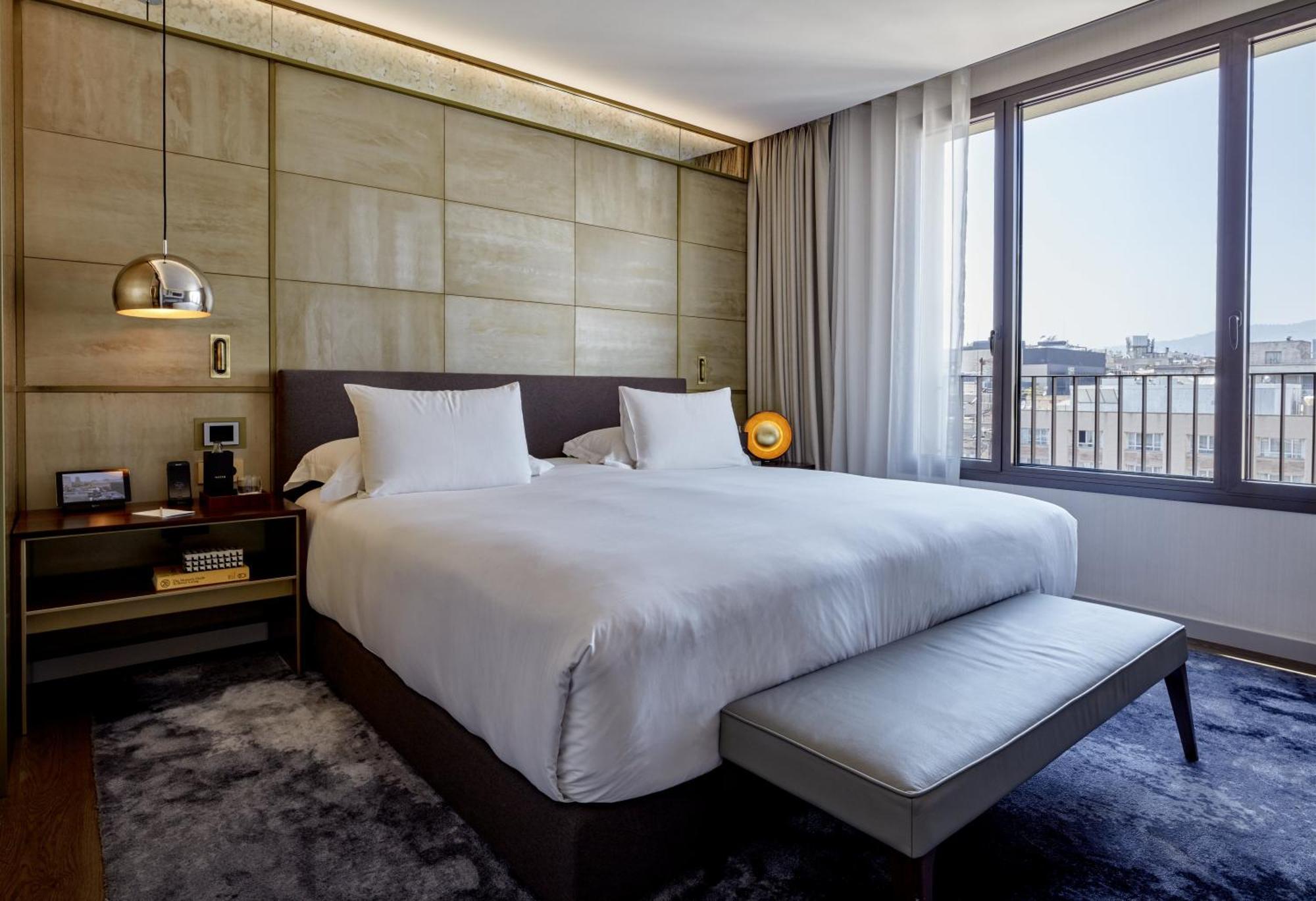 Almanac Hotel 5*