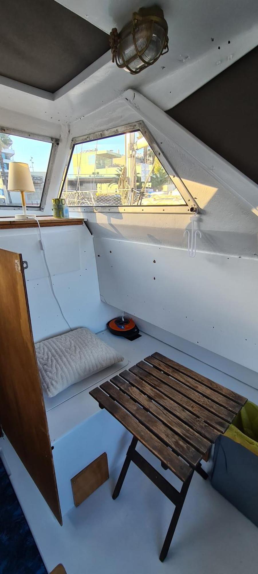 Cosy Boat Flat At Hotel en barco Barcelona
