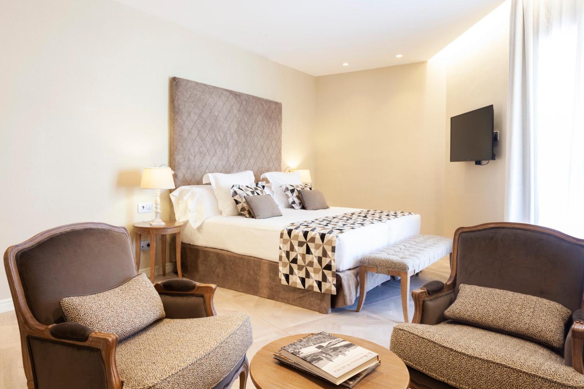 Hotel Lamaro 5*
