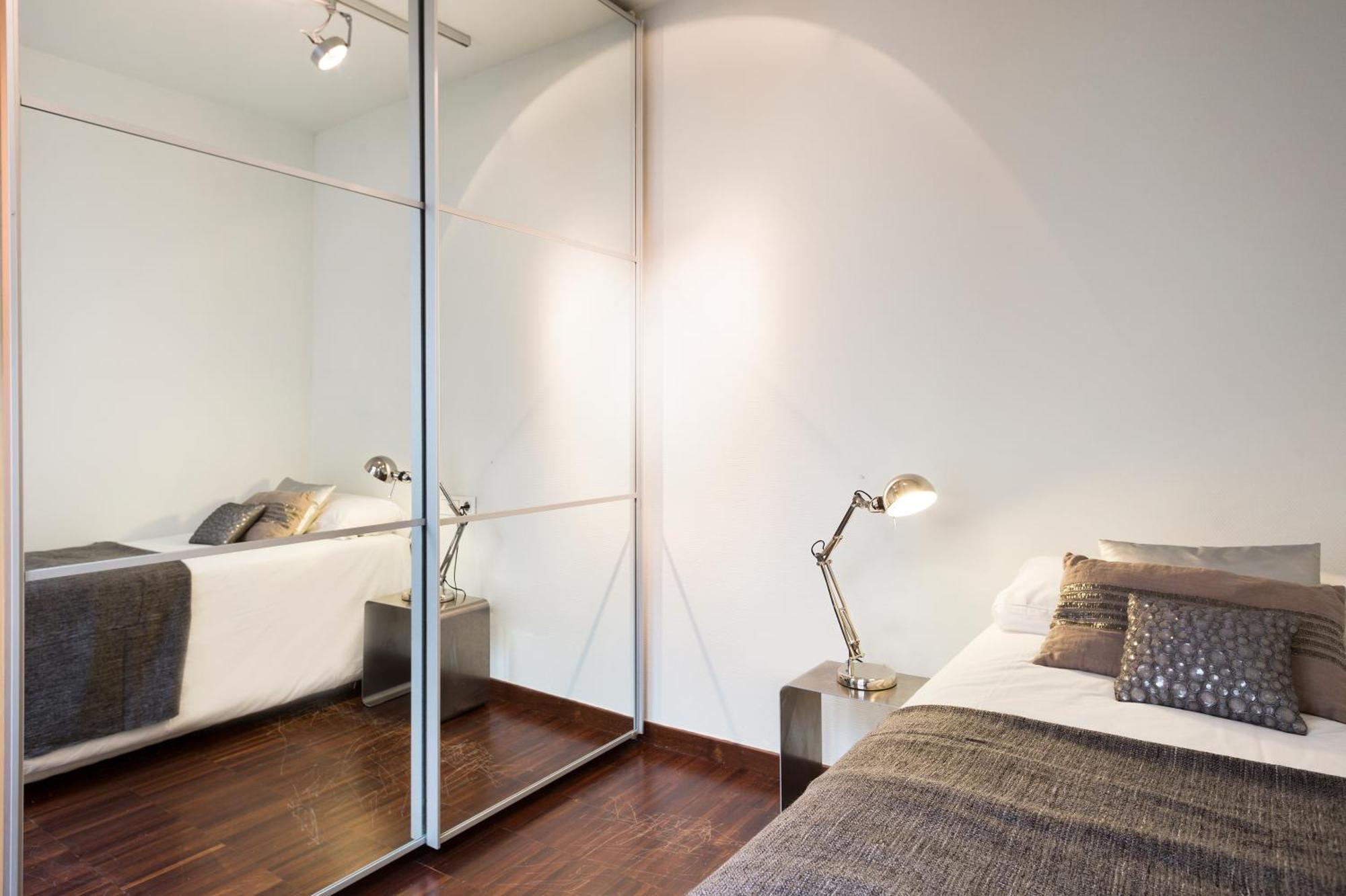 - Sarria Near Center * Barcelona