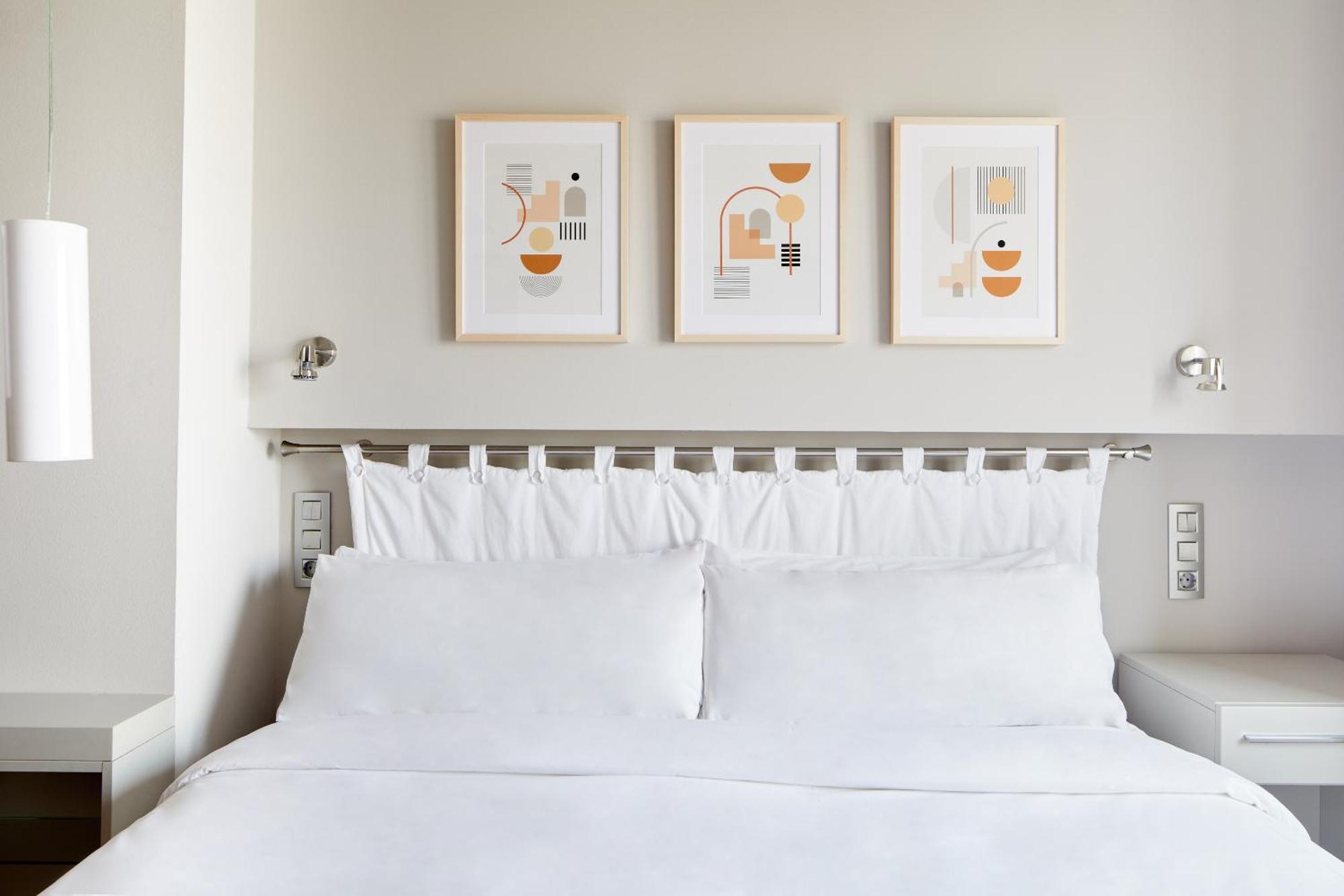 Vasanta Powered By Sonder Hotel