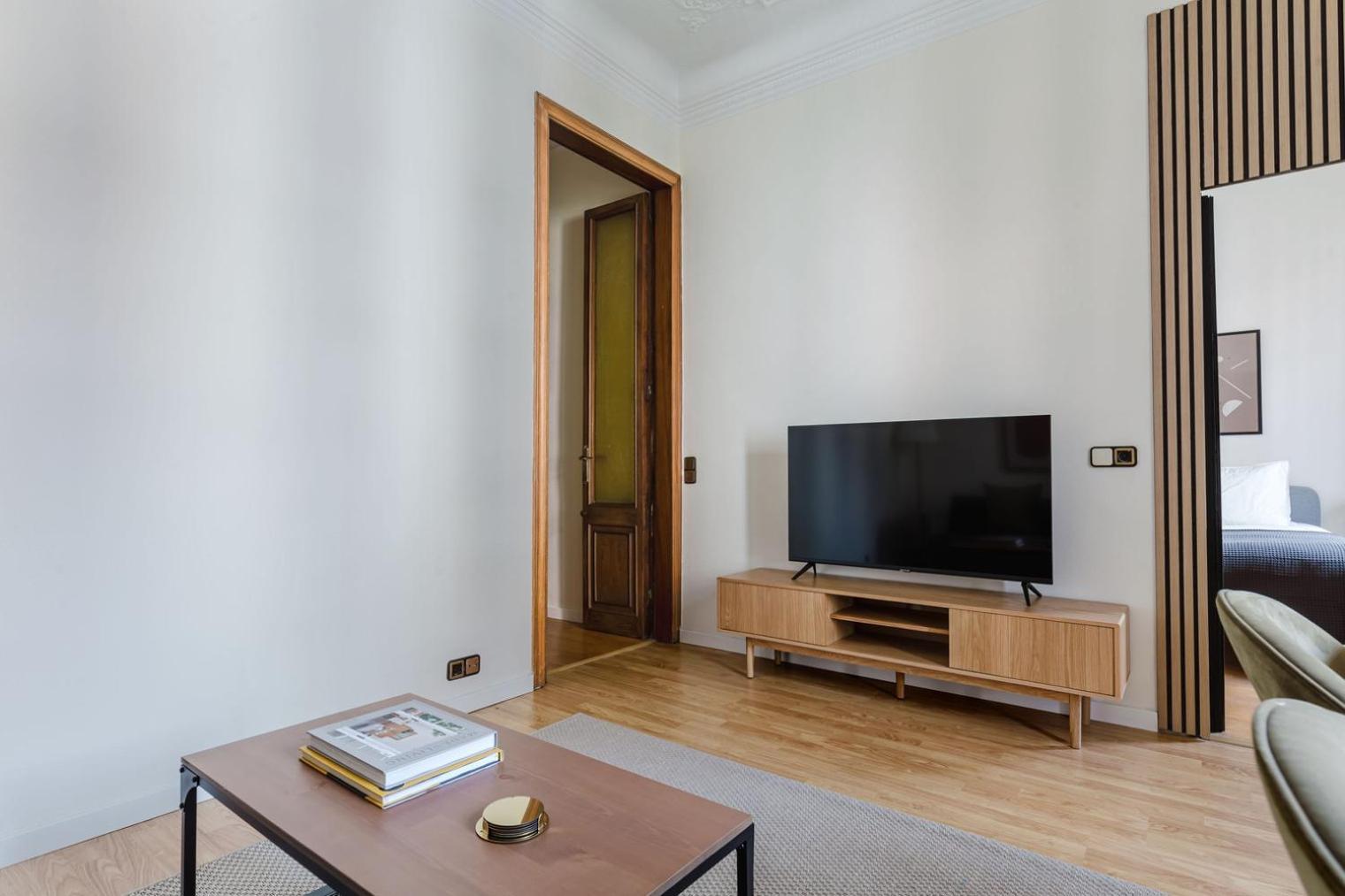 Blueground Antiga Esq De Leixample Balcony Bcn-136 Apartamento *