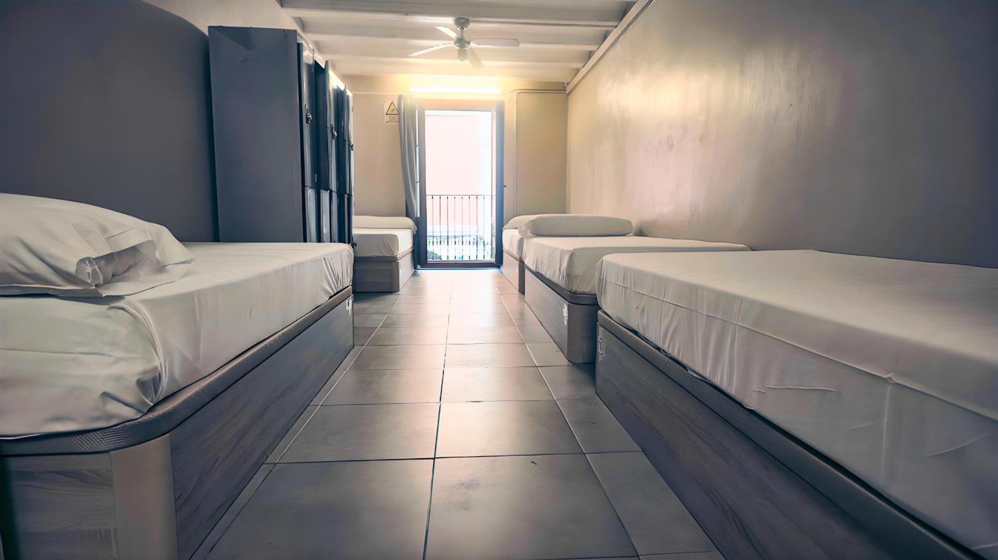 Hostal Ideal Youth Barcelona