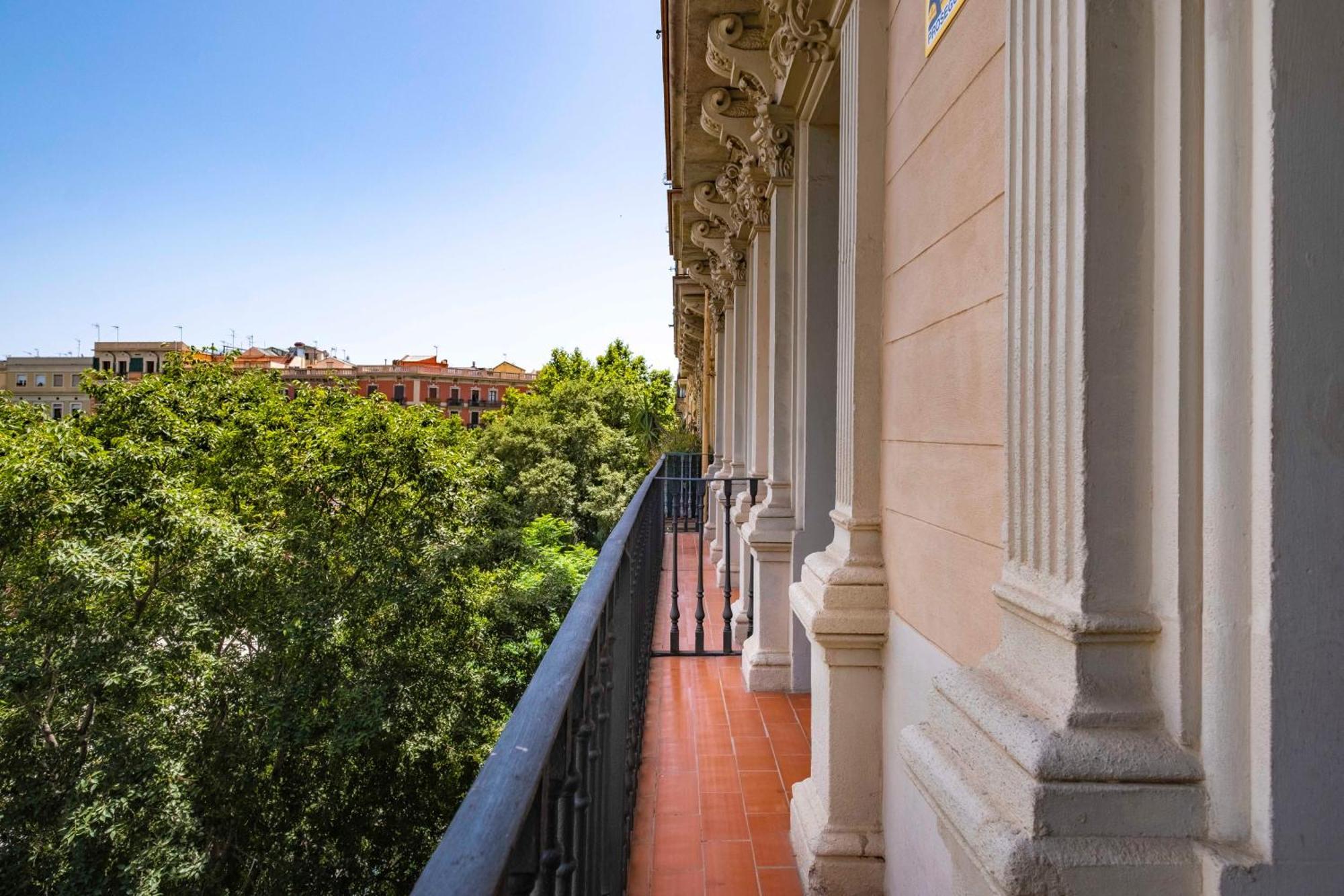 Aspasios Market Balconies Apartamento