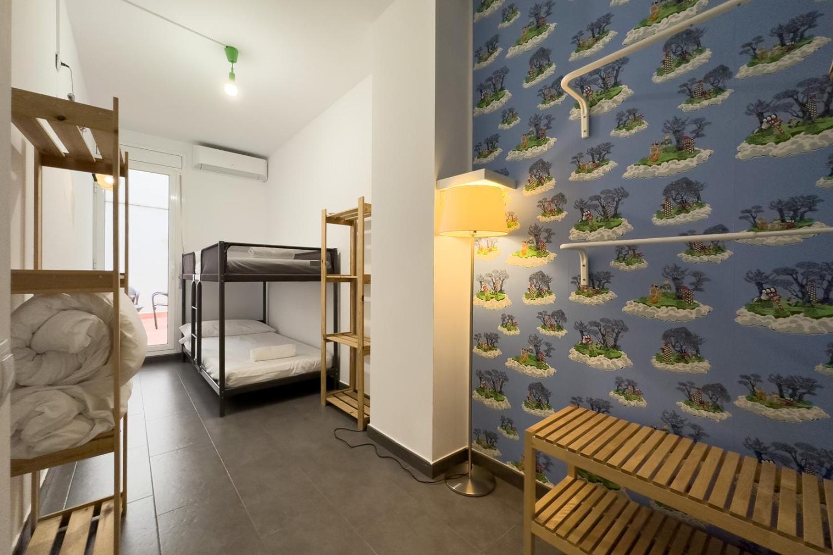 Ainb Sants Apartamento *