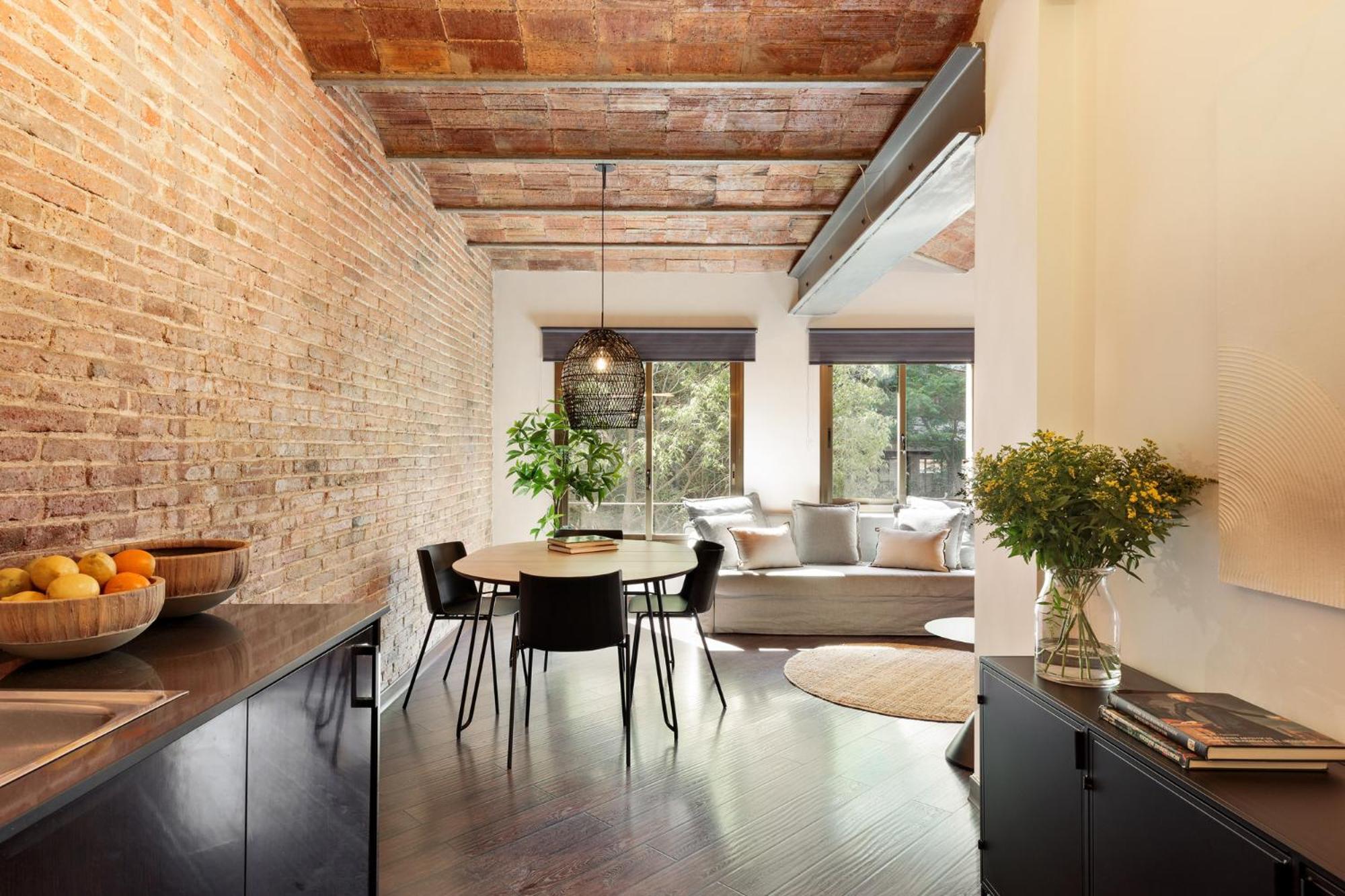 Bc0cr012v1 -valencia P1 - Urban Retreat Apartment