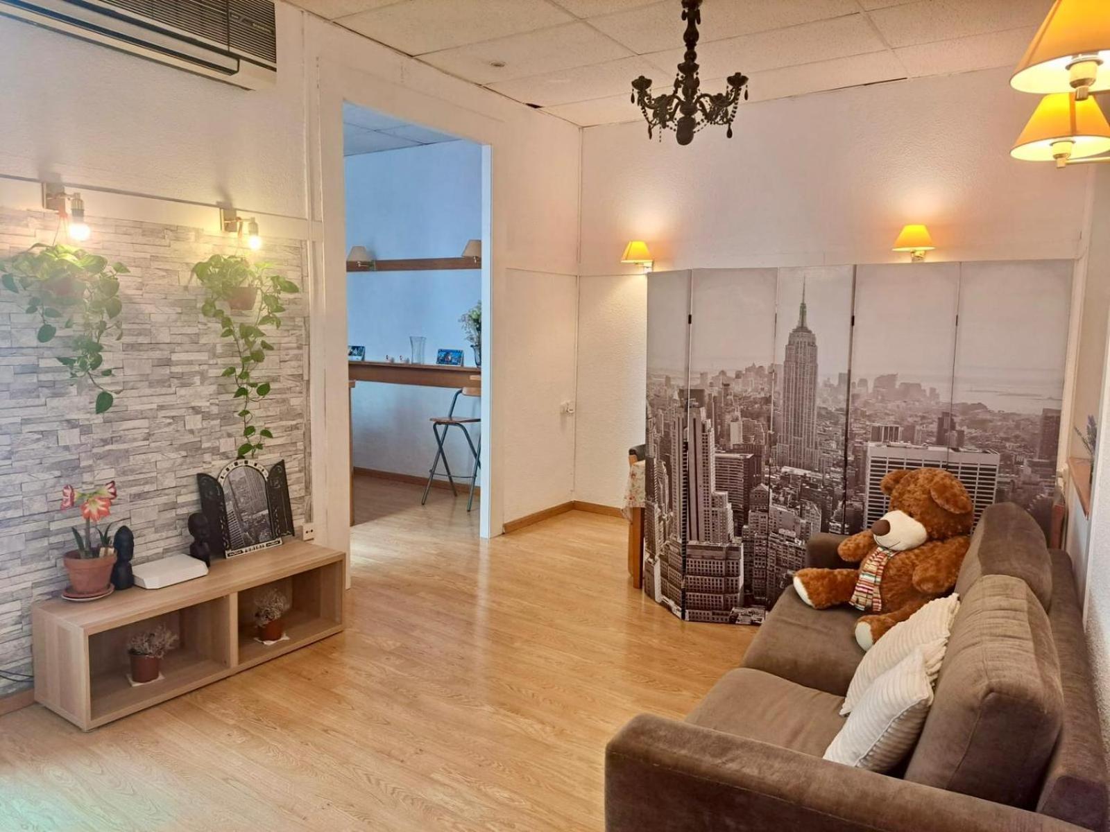 Homestay Privada En La Rambla De Cataluna Barcelona