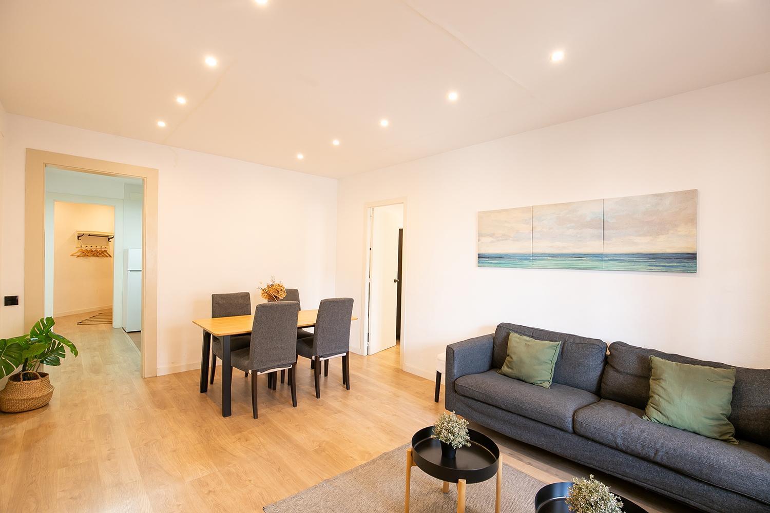 Apartment Beautiful With Terrace In Barcelona