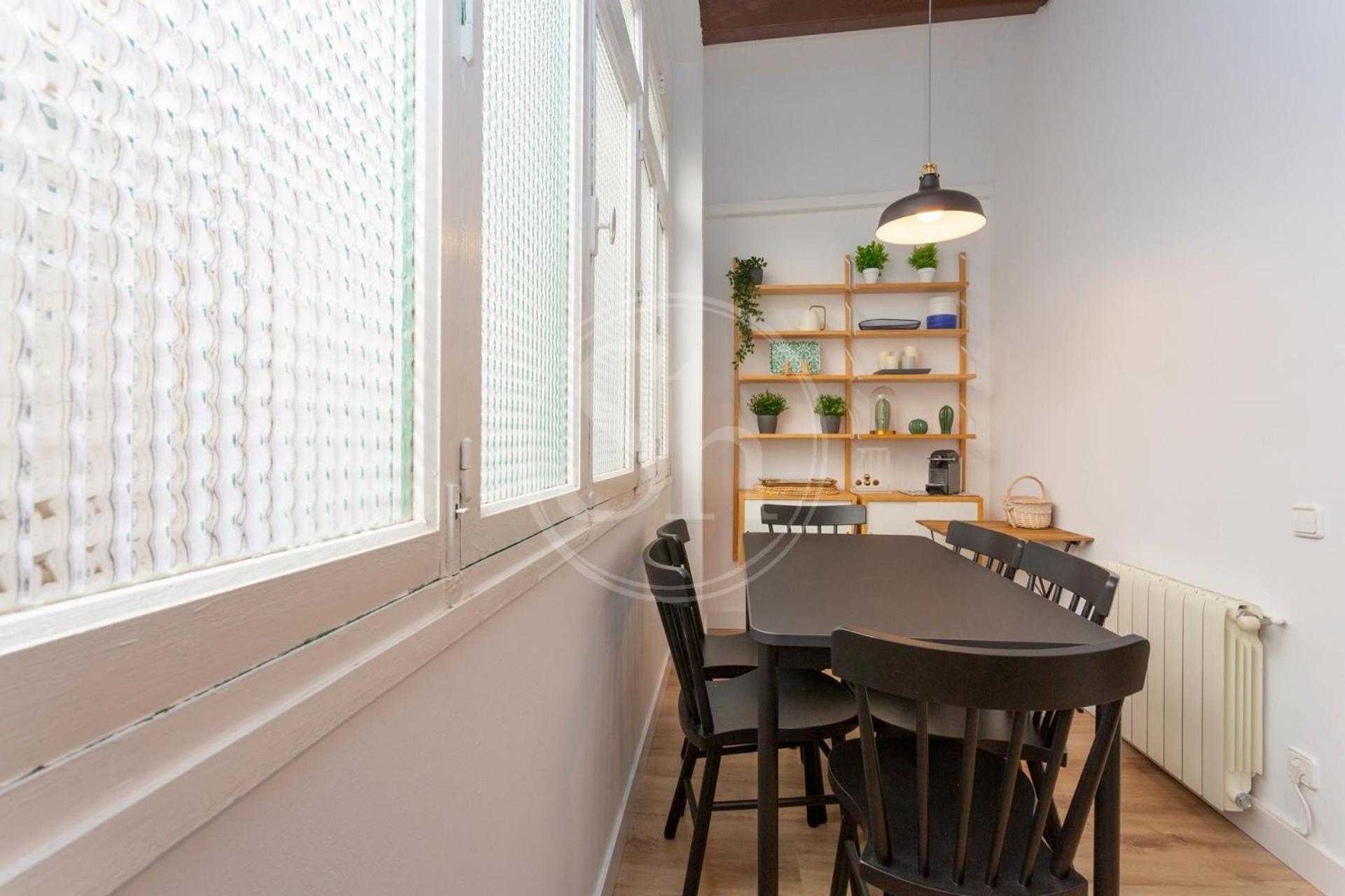 Modern Flat Near Sagrada Familia * Barcelona