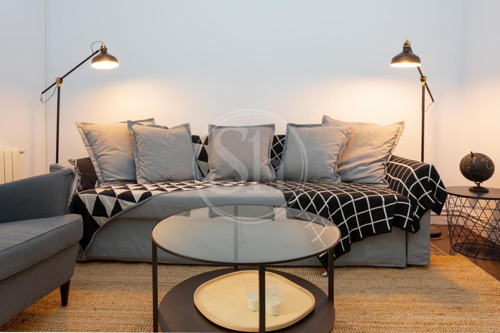 Modern Flat Near Sagrada Familia * Barcelona