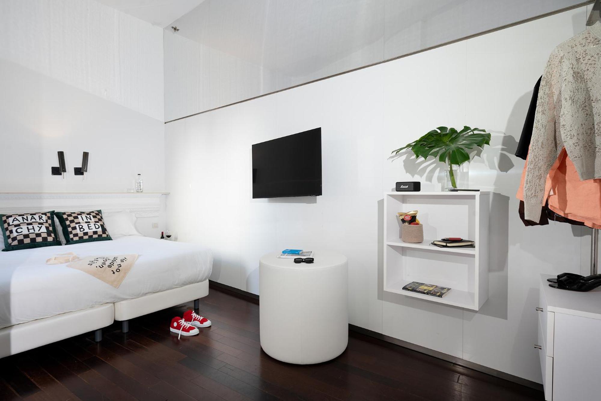 Hotel Chic & Basic Born Boutique 3*