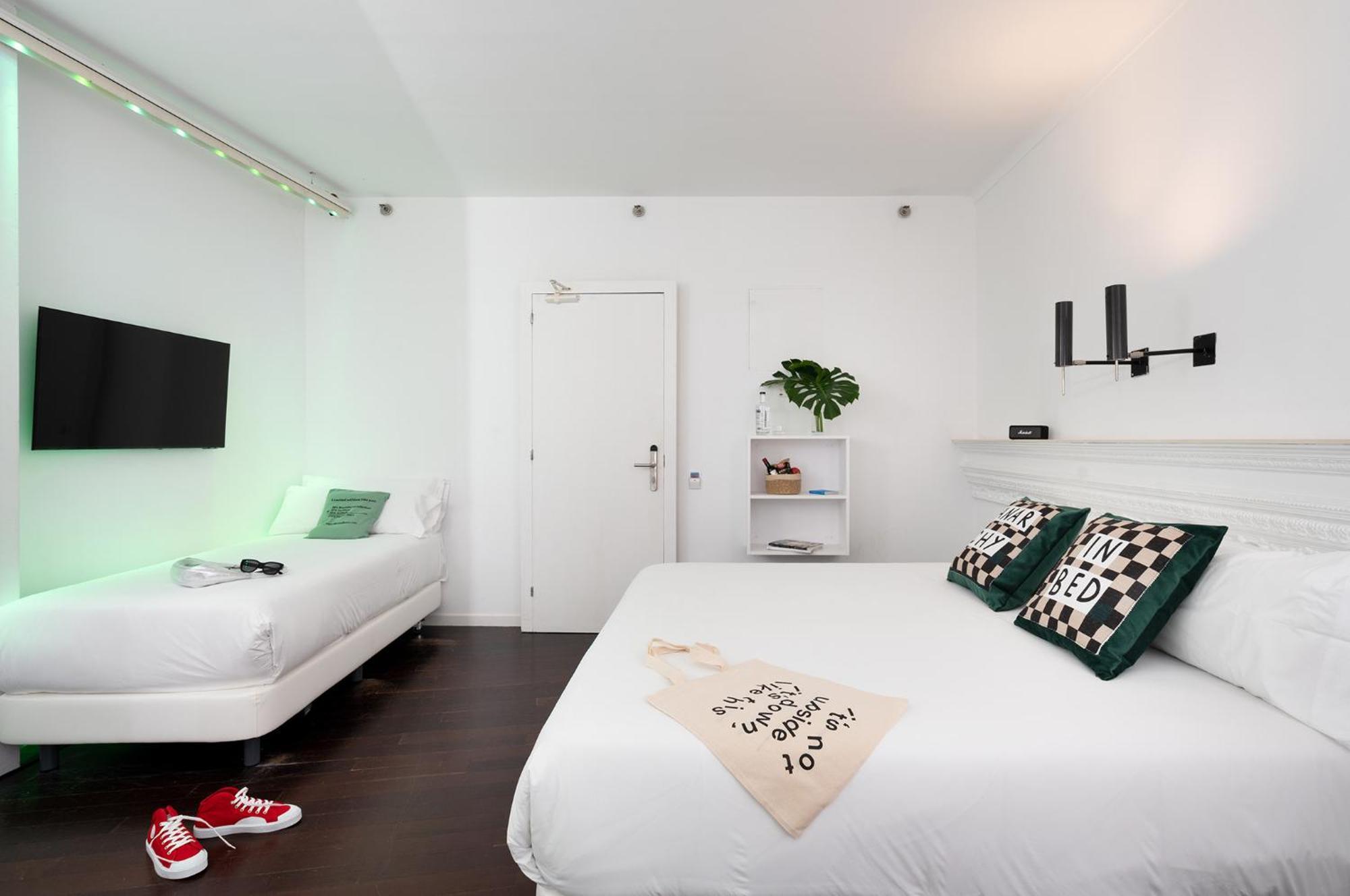 Hotel Chic & Basic Born Boutique 3*