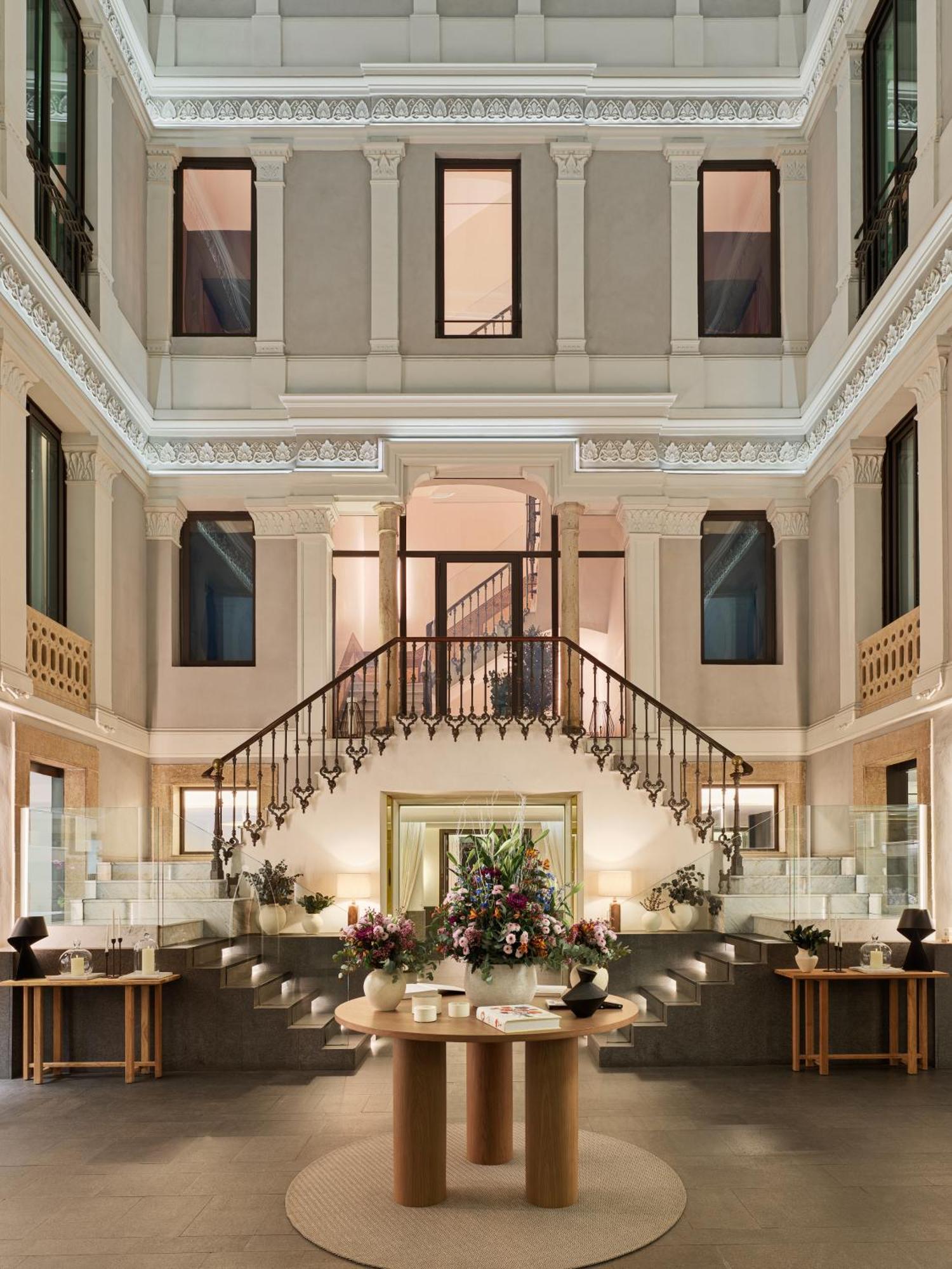 H10 Urquinaona Plaza 4* Barcelona