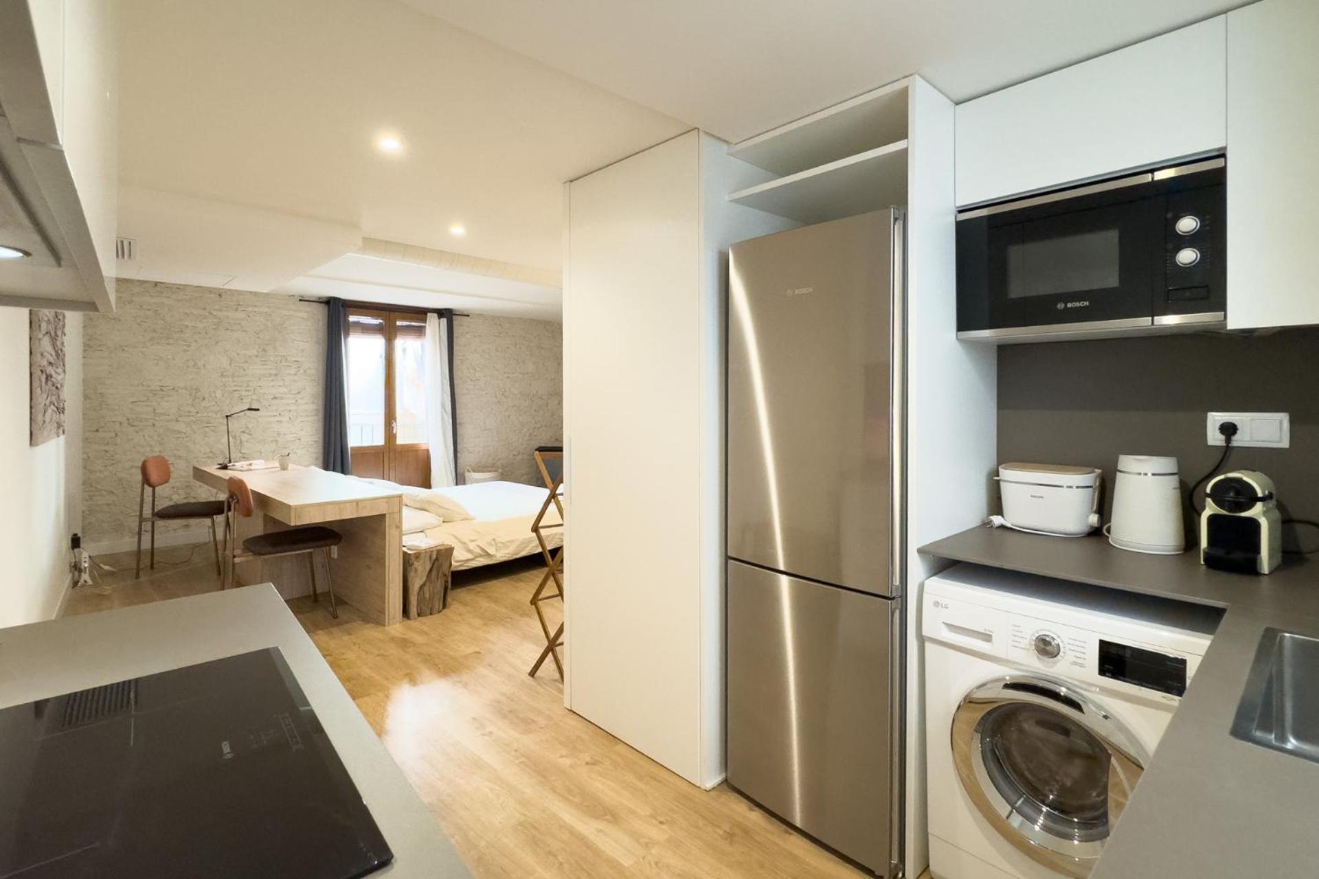 Unique Living Born & Apartamento