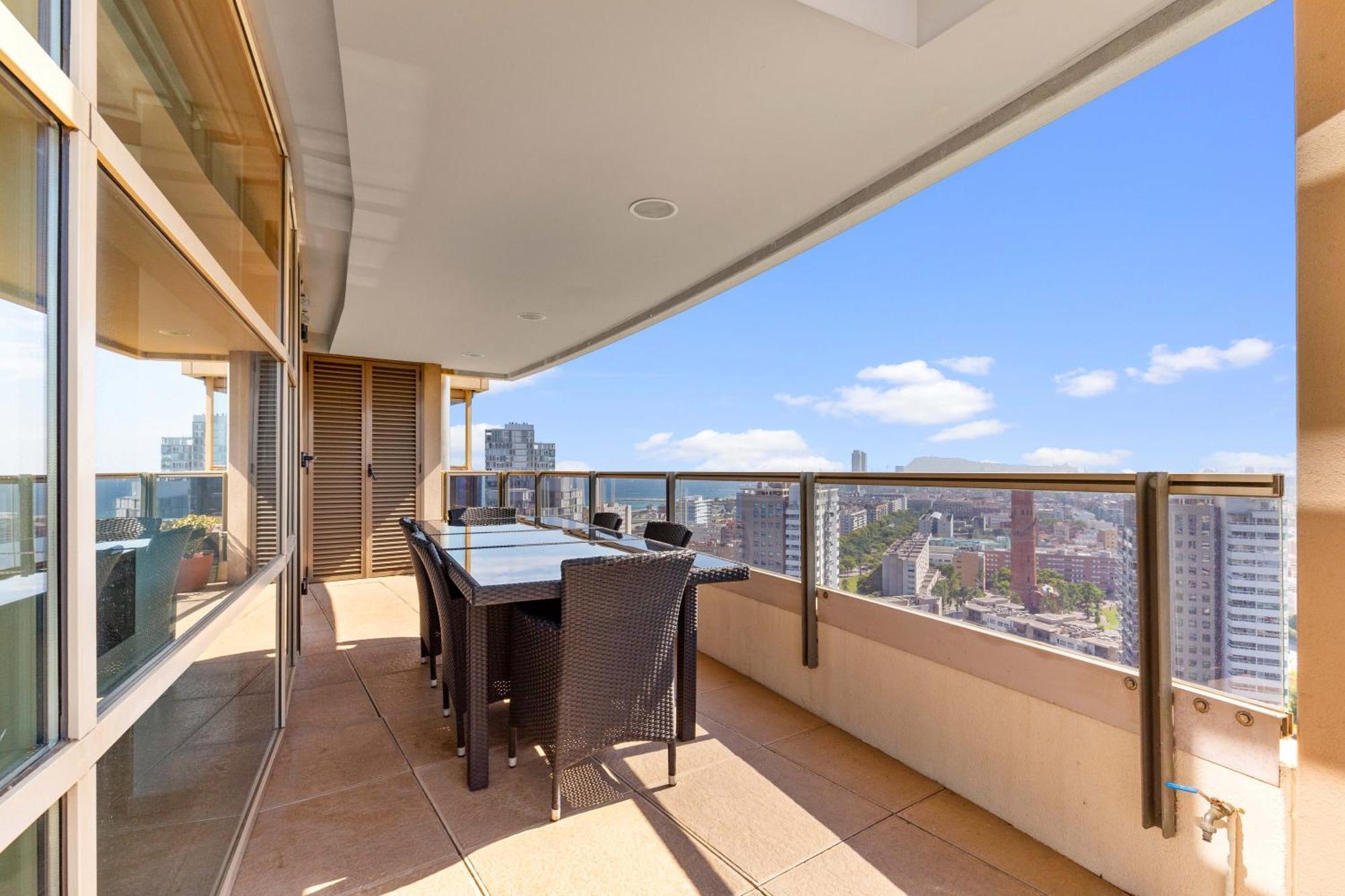 Penthouse Duplex With Epic Views Apartment *