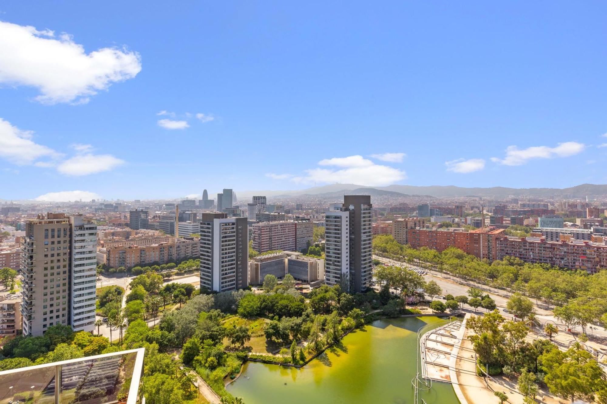 Apartment Penthouse Duplex With Epic Views *