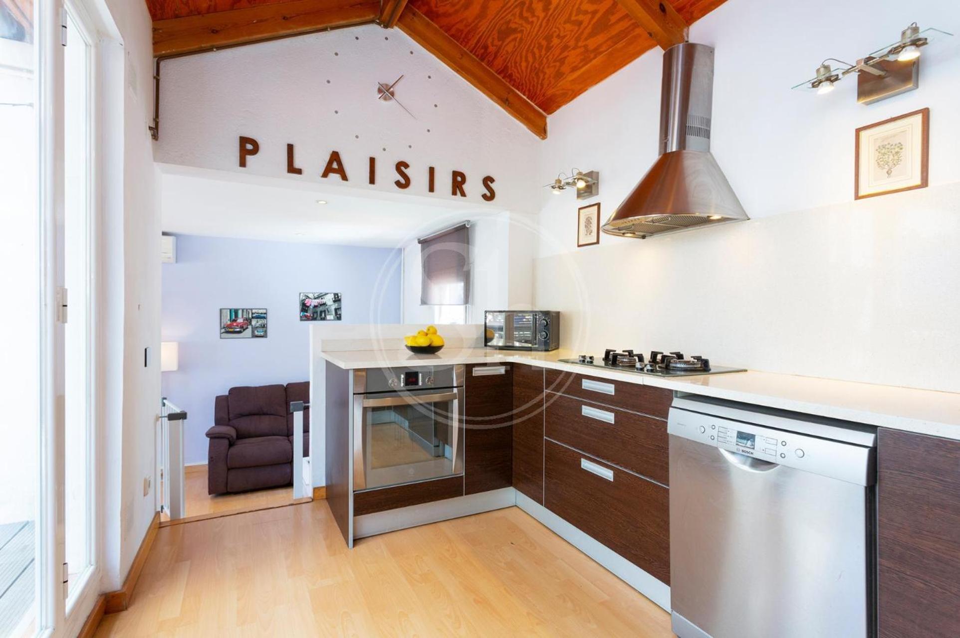 Apartamento Con Terraza En Poble Sec Barcelona
