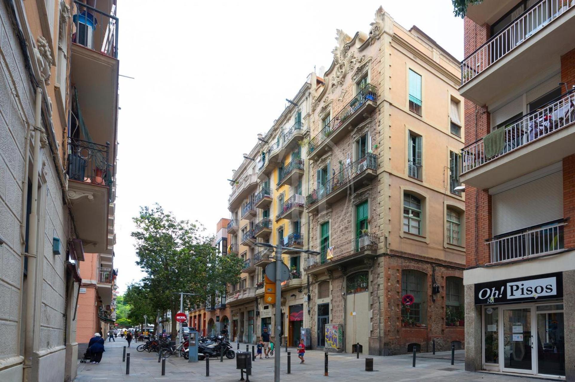 Apartamento Con Terraza En Poble Sec Barcelona