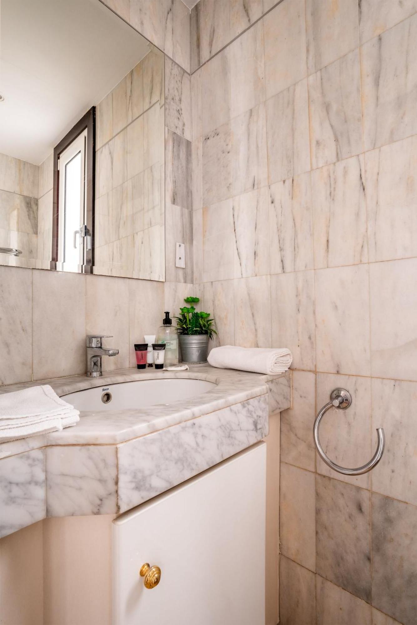 Huge&modern 4 Bedroom Next To Paseo De Gracia Apartamento