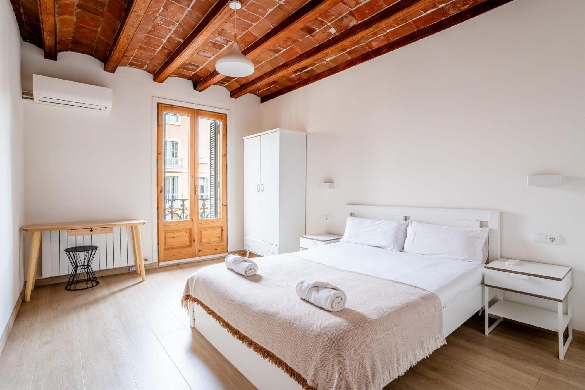 Huge&modern 4 Bedroom Next To Paseo De Gracia *
