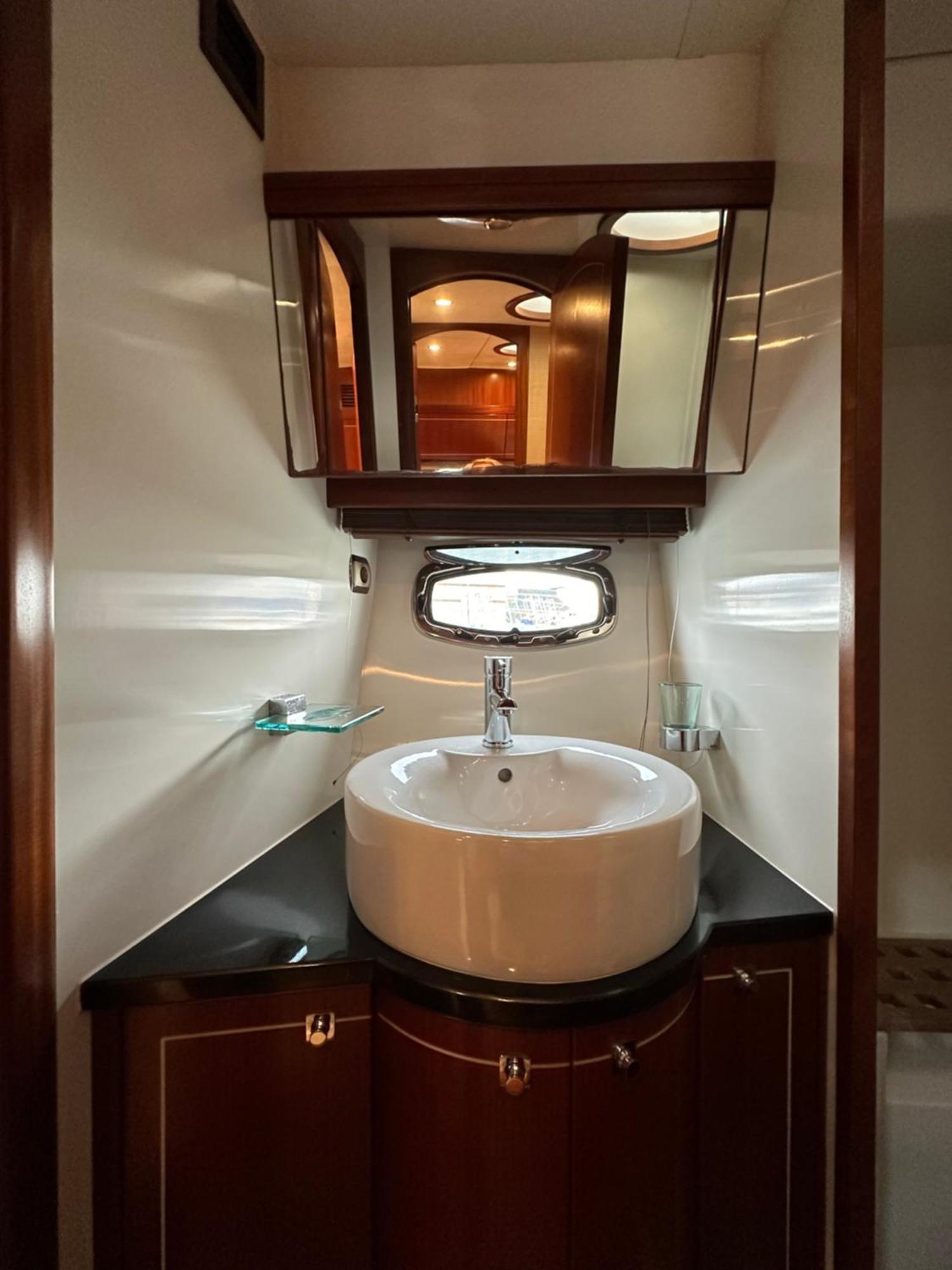 Hotel en barco Yacht Pegasus Ii *