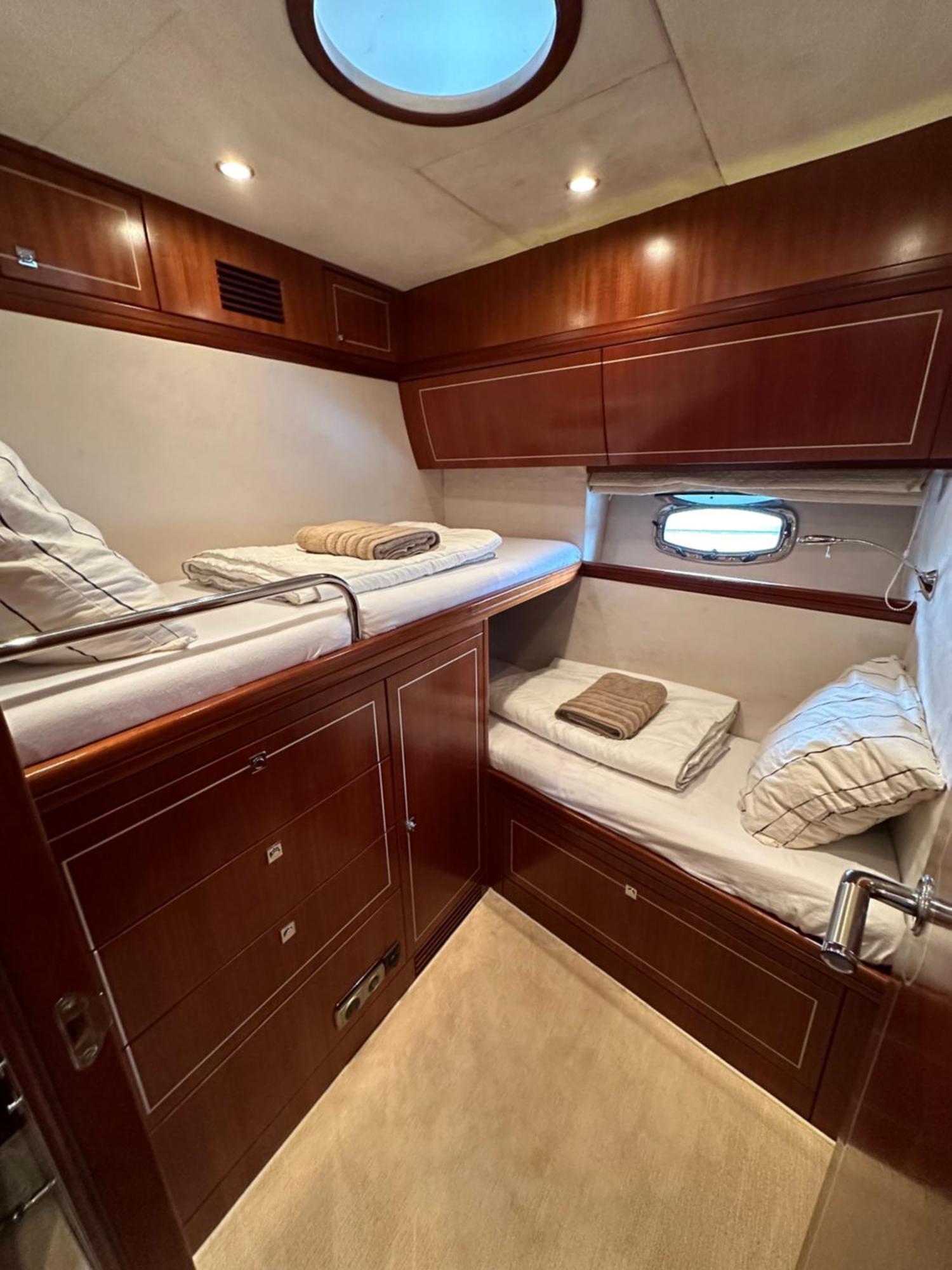 Hotel en barco Yacht Pegasus Ii